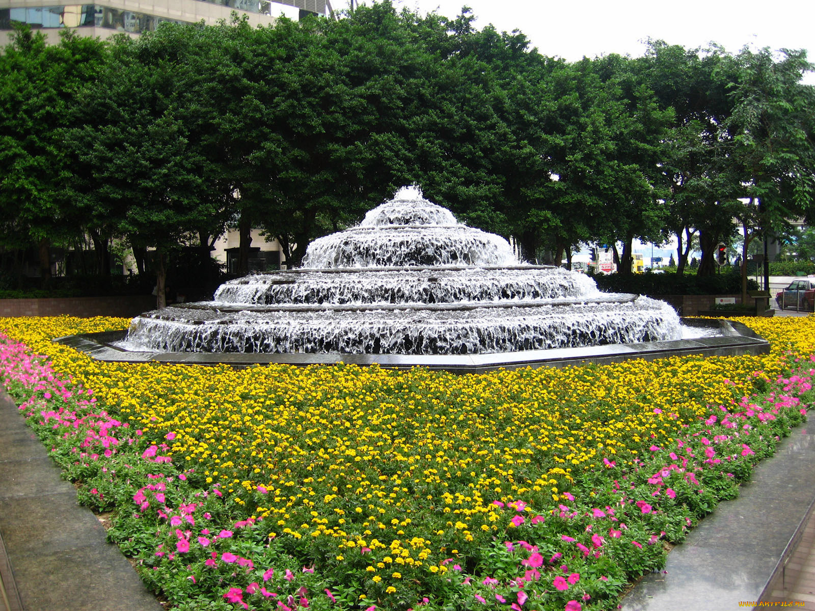 города, фонтаны