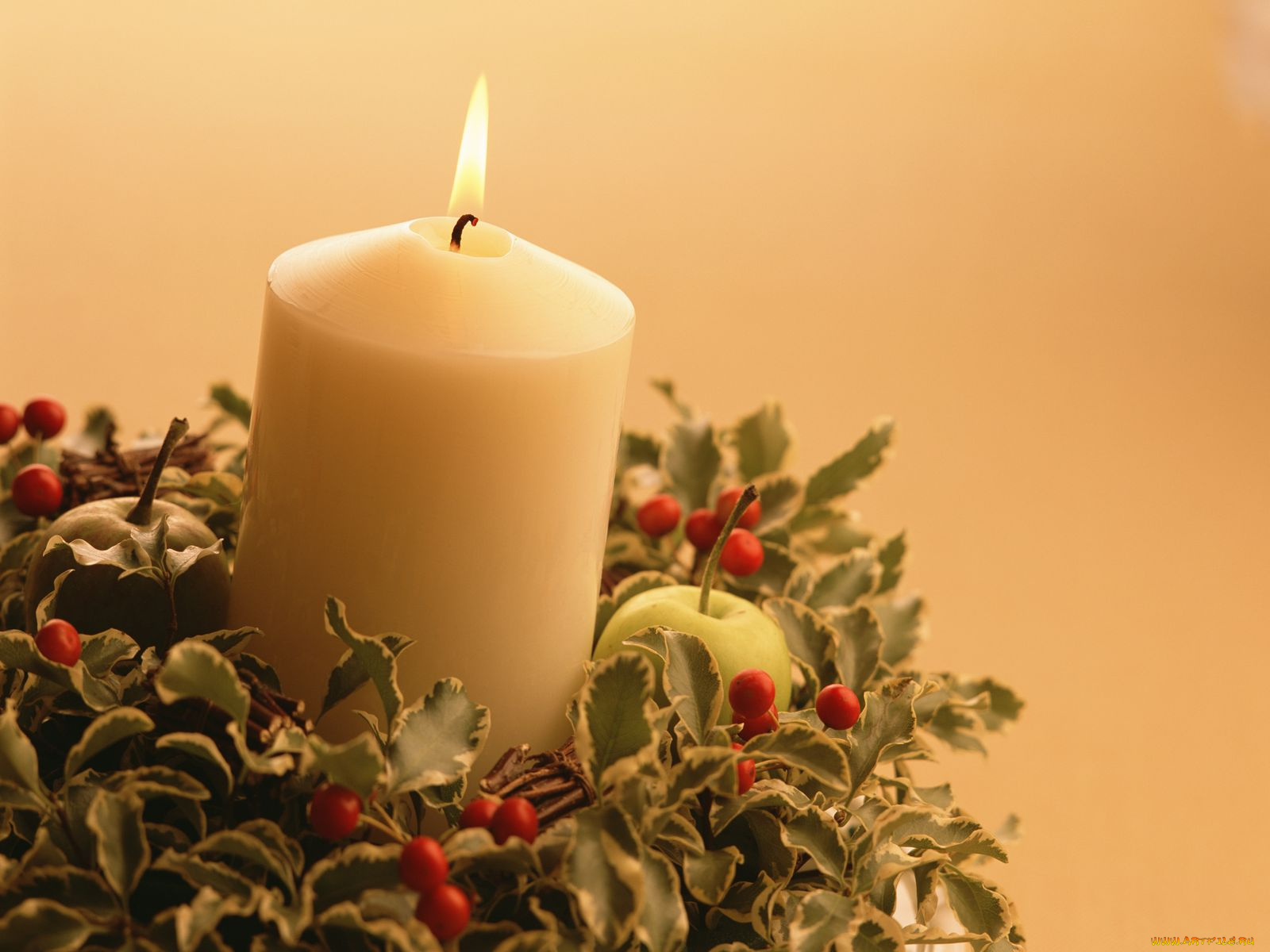 праздничные, новогодние, свечи