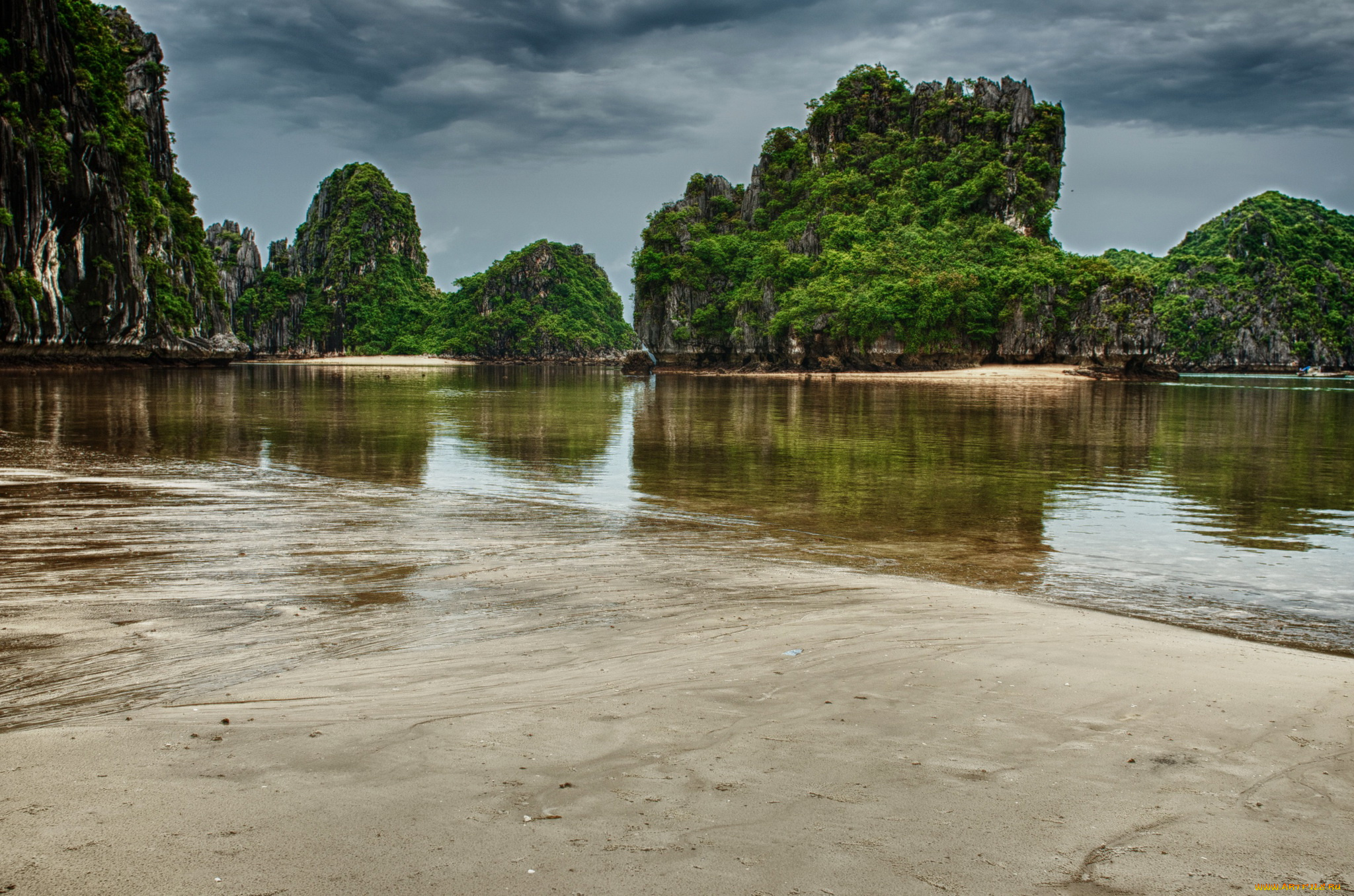 бухта, халонг, вьетнам, природа, побережье, лес, горы, море