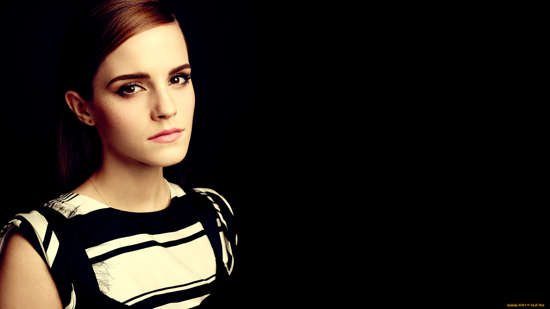 девушки, emma, watson, взгляд