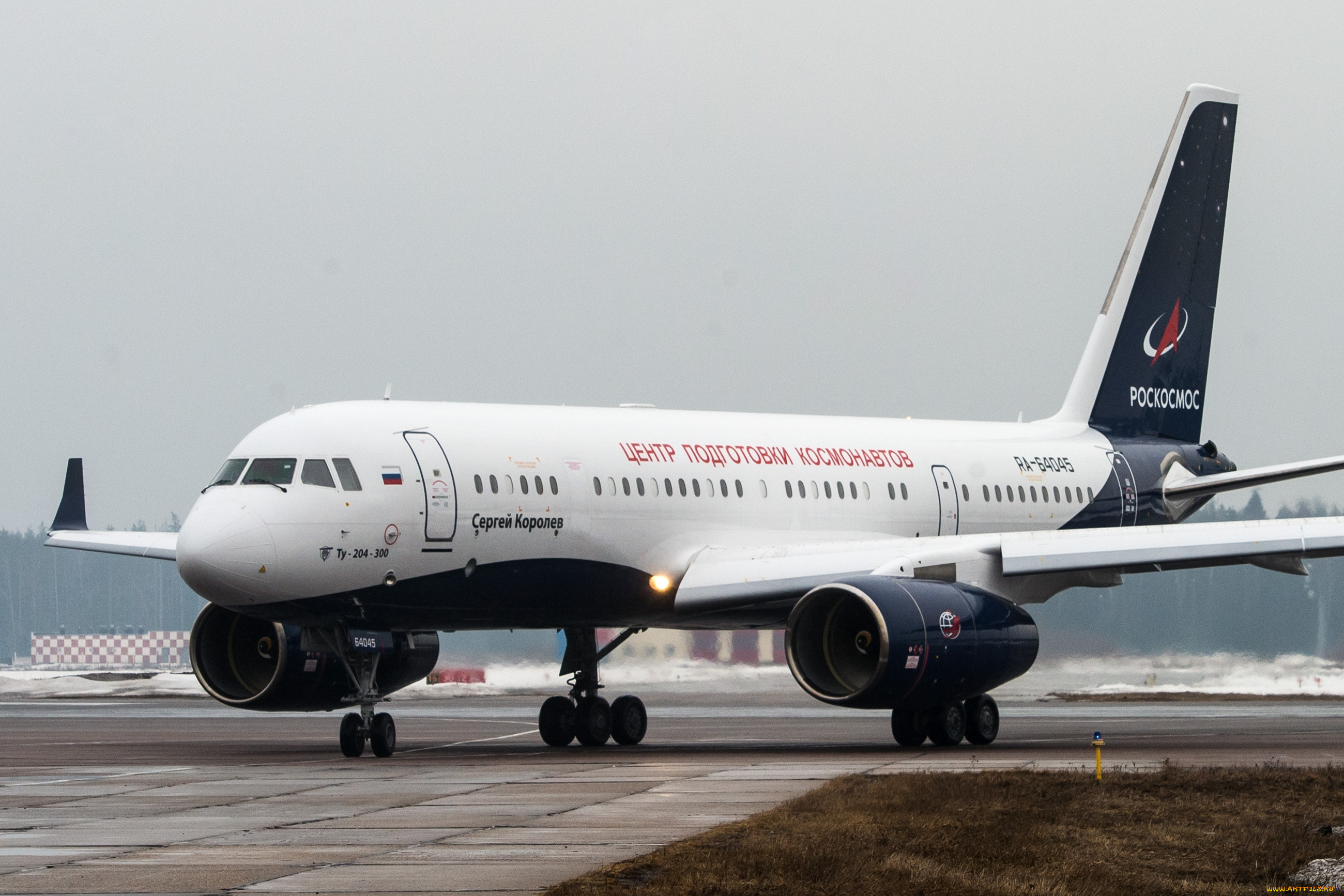 ту-, 204, авиация, пассажирские, самолёты, ту-, 204, самолёт, пассажирский, аэродром