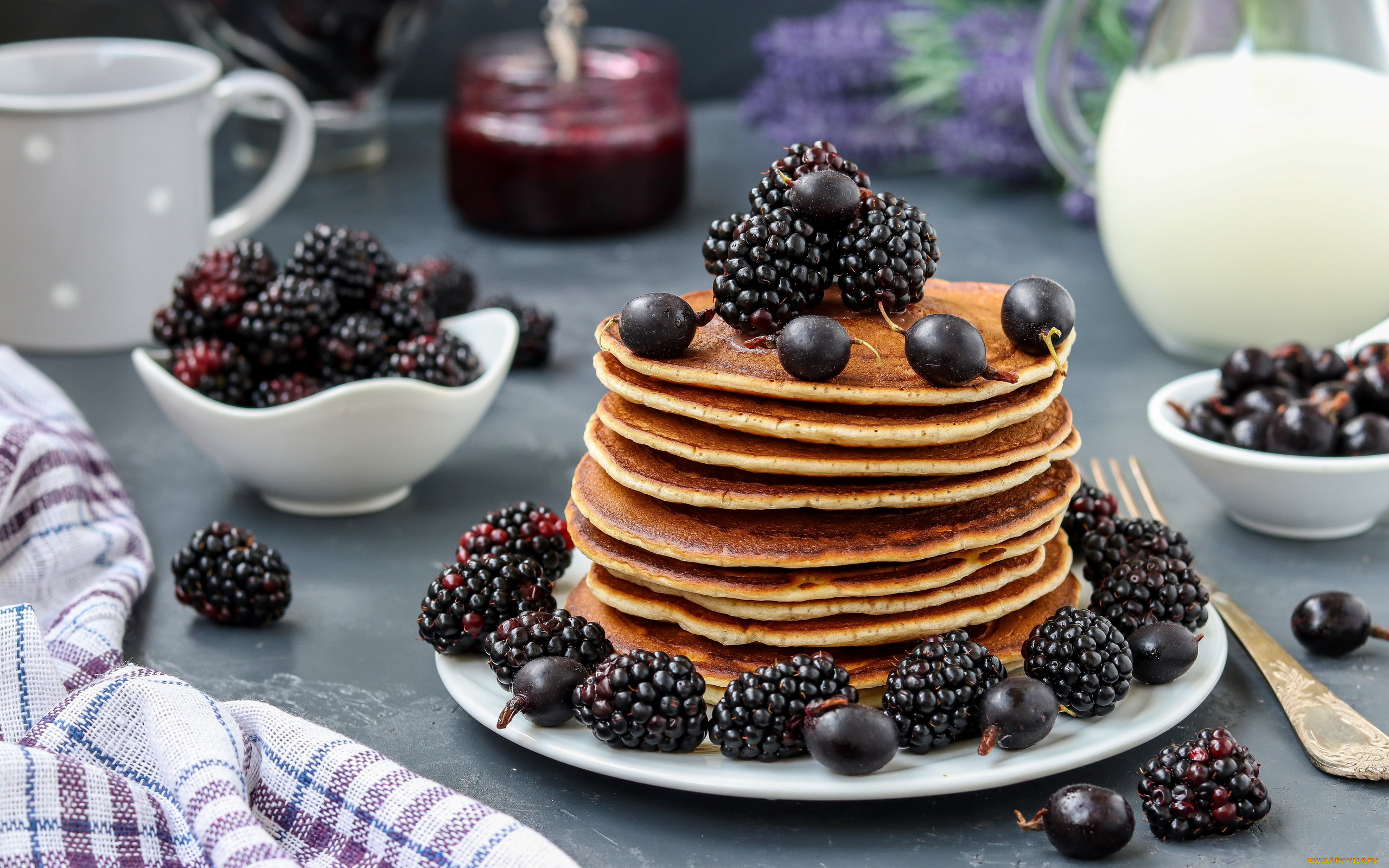 еда, блины, , оладьи, ягоды, ежевика, смородина, черная