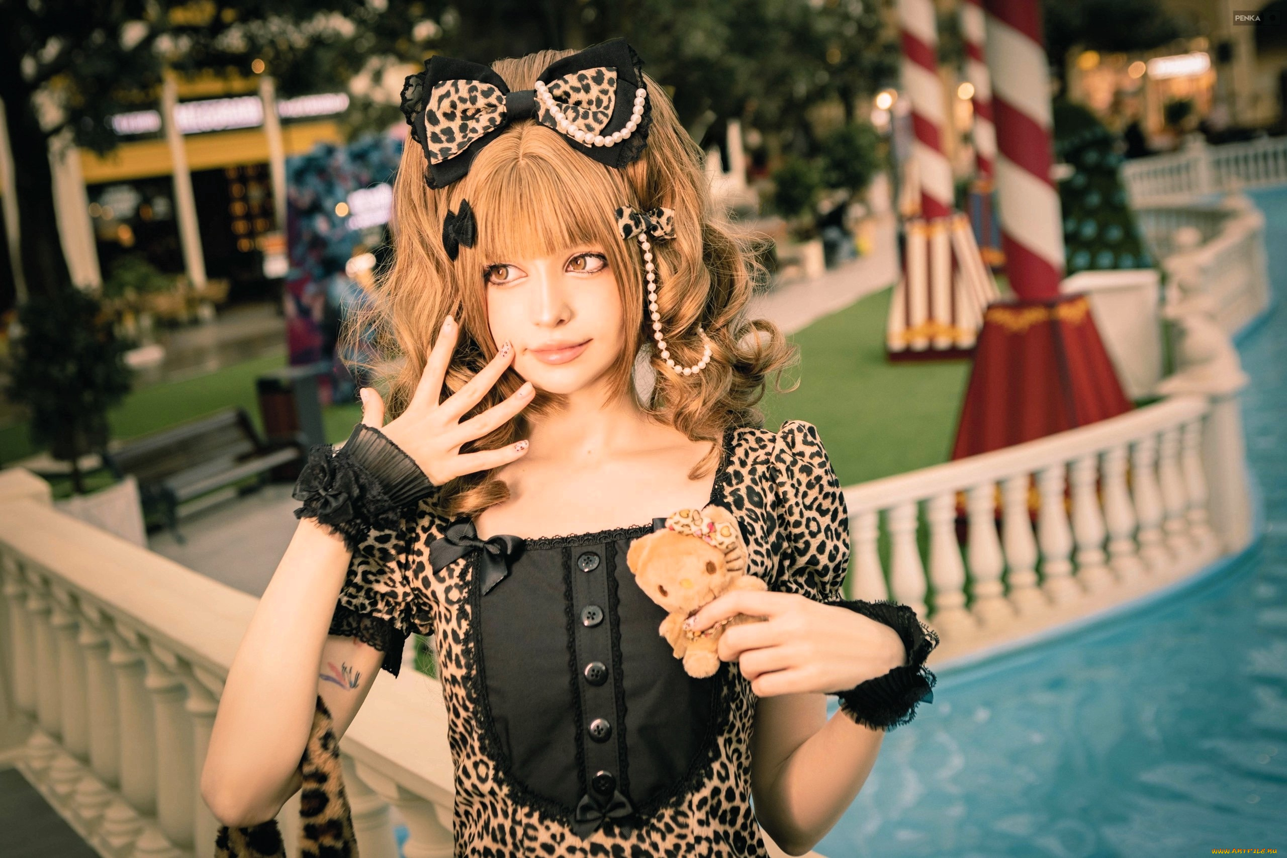 девушки, tenletters, образ, косплей, наряд, костюм, бантик, игрушка, парк, бассейн