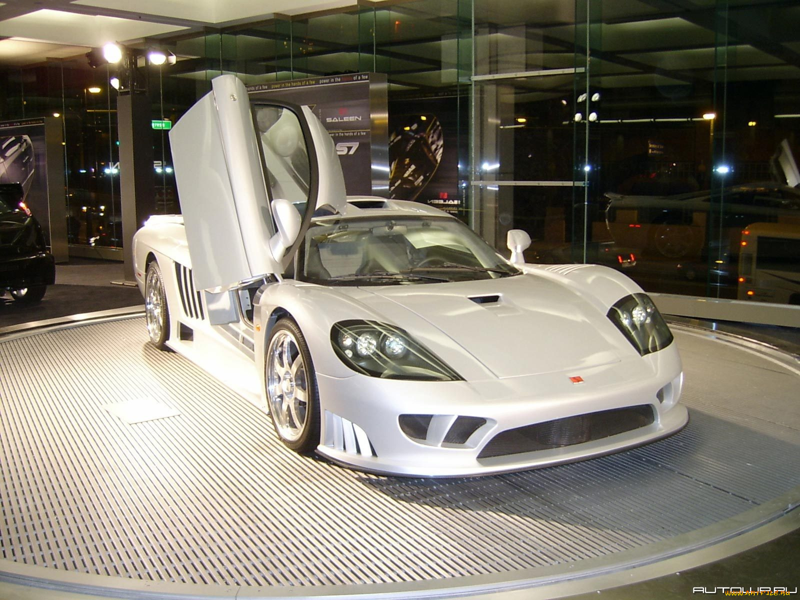 автомобили, saleen