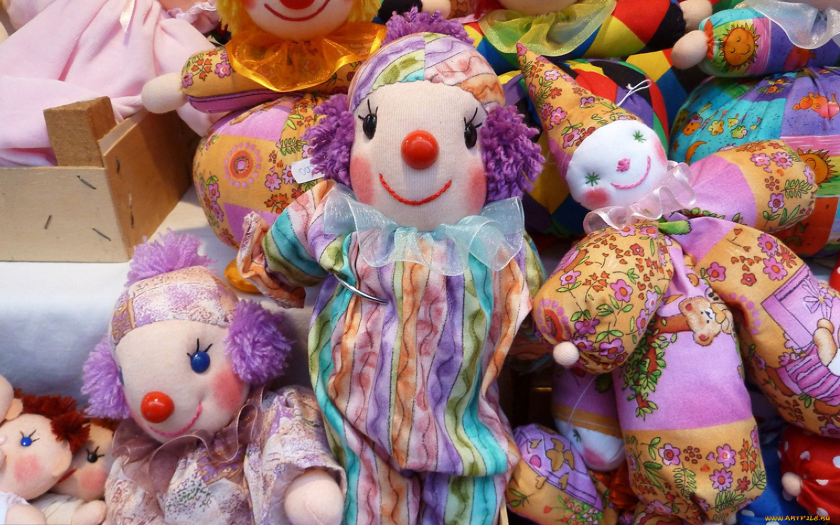 разное, игрушки, петрушка, арлекин