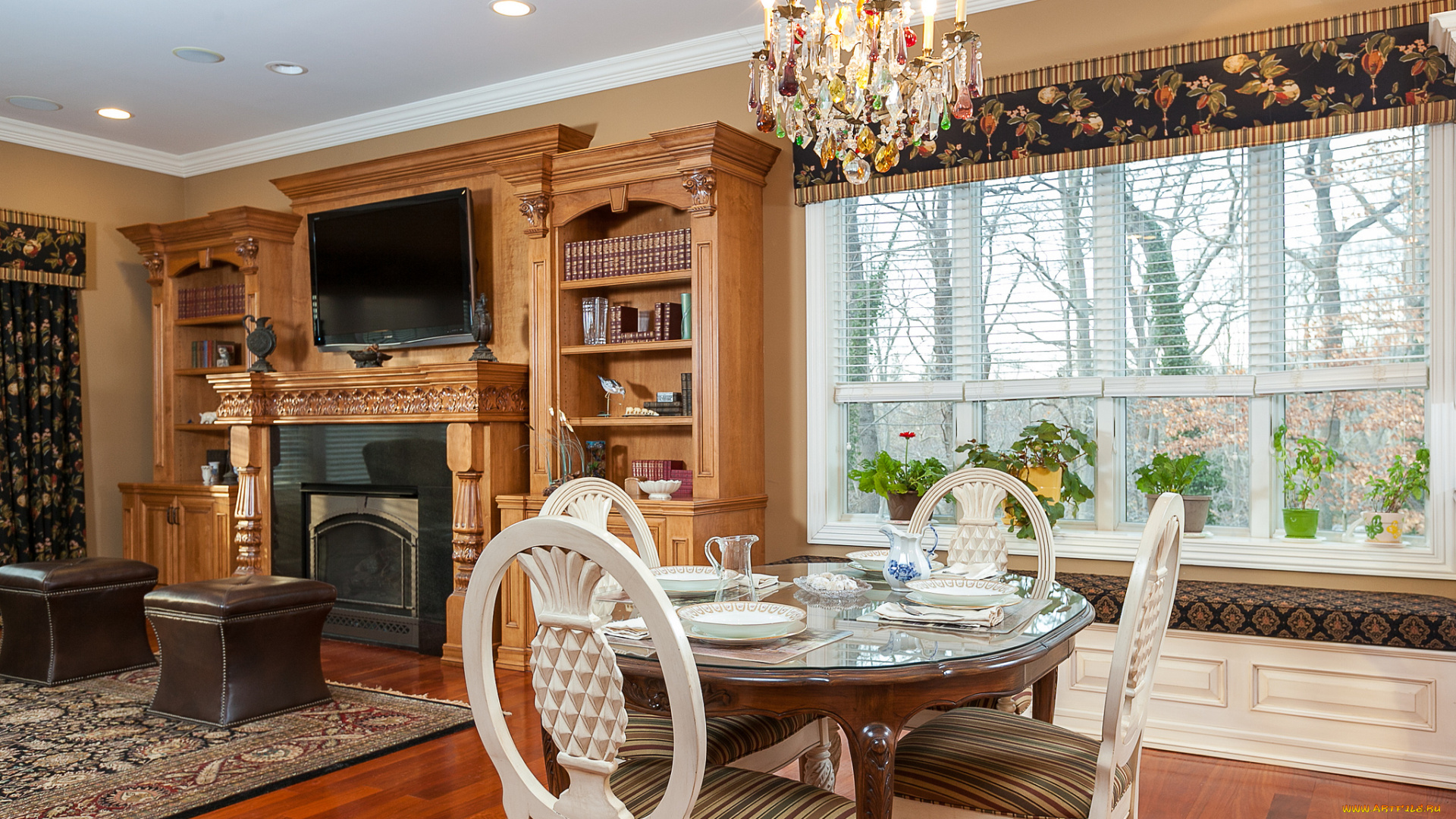 интерьер, столовая, люстра, стол