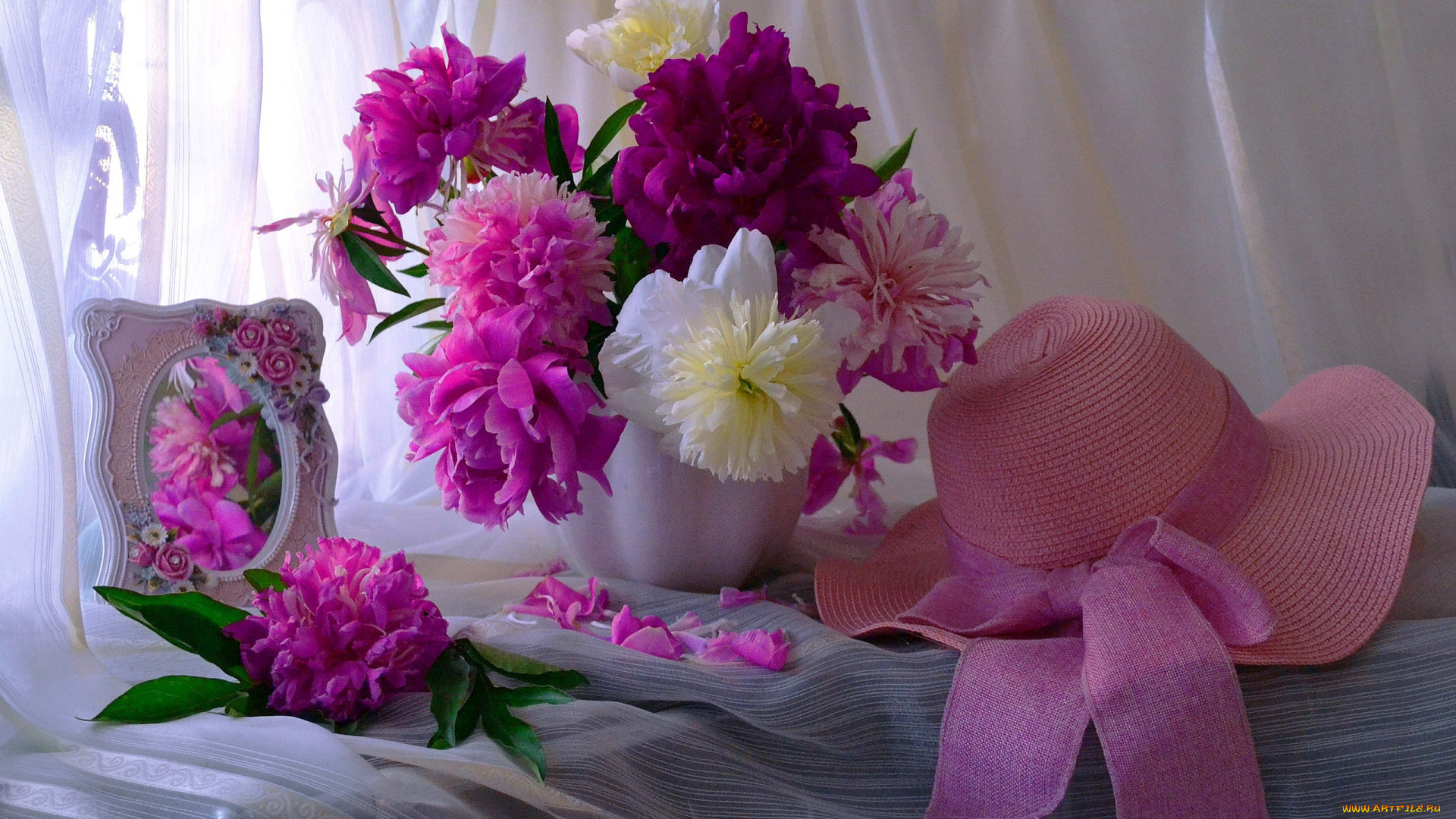цветы, пионы, шляпа, зеркало, букет