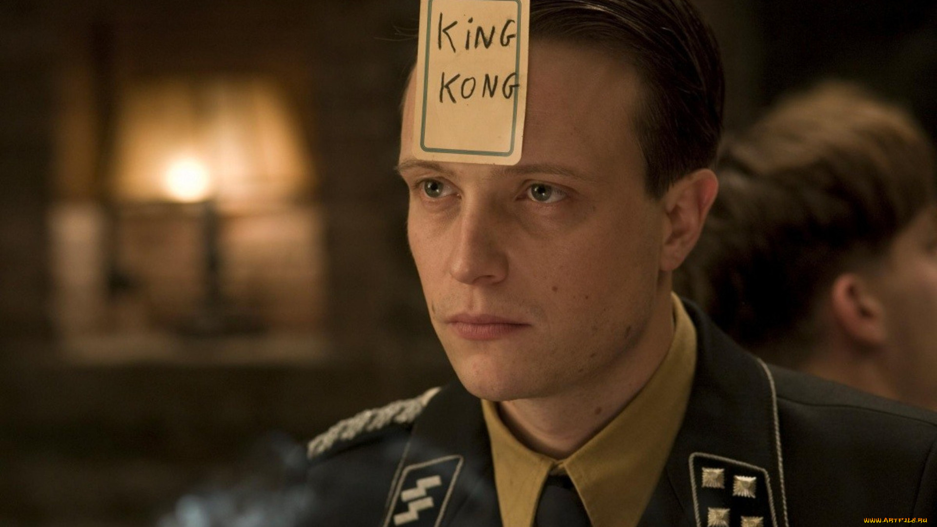 кино, фильмы, inglourious, basterds, офицер, бумажка