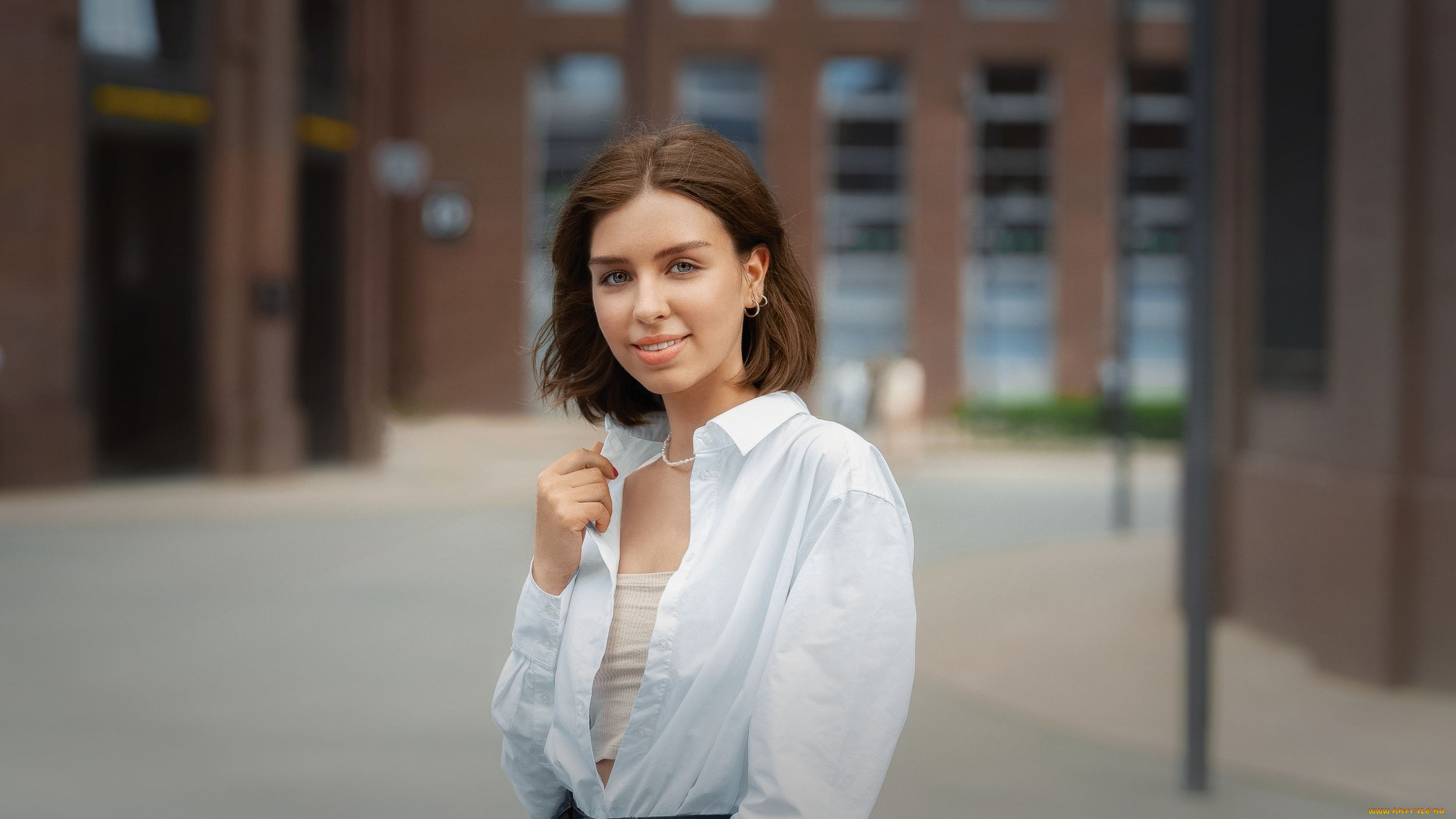 красивая, девушка, девушки, -, лица, , портреты, девушка, женщина, шатенка, темноволосая, сексуальная, модель, звезда, позирует, разная, обувь, верхняя, стильная, одежда, нижнее, эротическое, бельё, трусы, лифчик, колготки, чулки, аксессуары, макияж, и, множество, элементов, на, фотографии