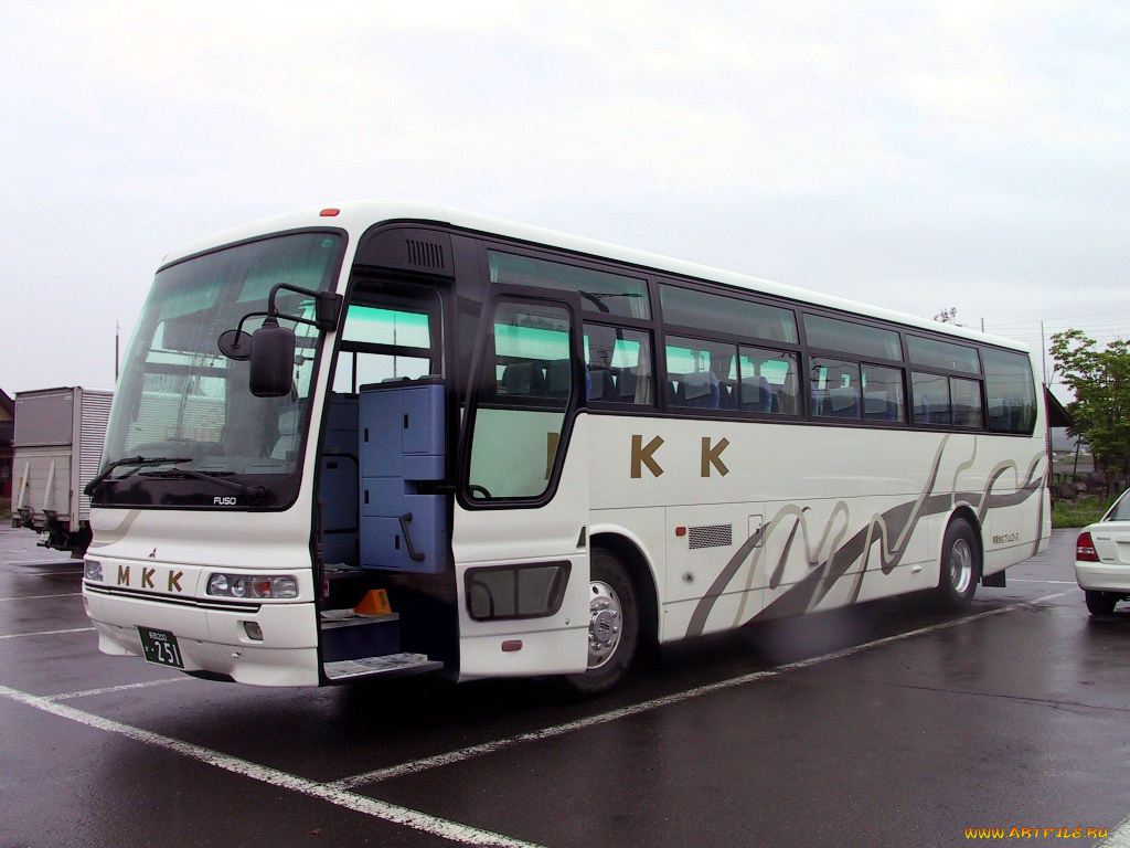 автомобили, автобусы