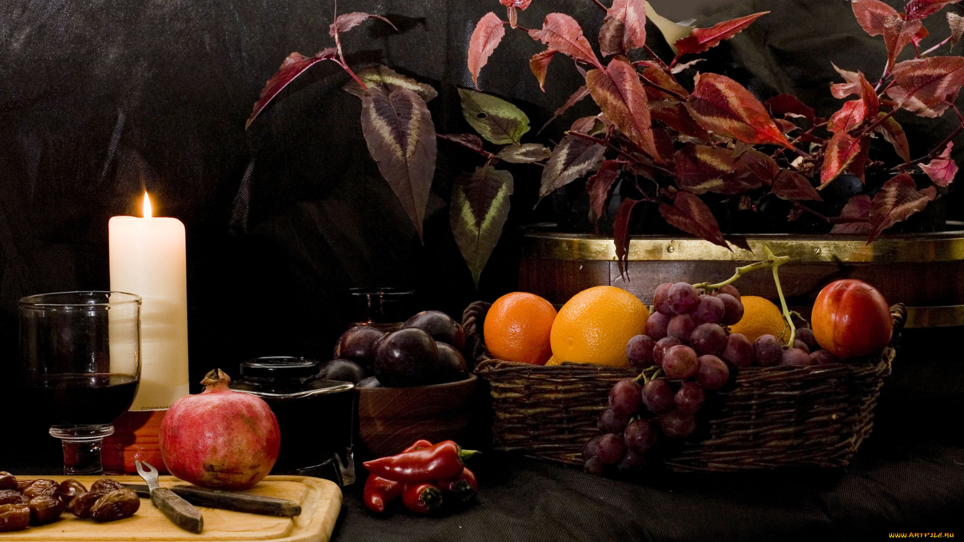 еда, натюрморт, виноград, апельсины, свеча, гранат, финики