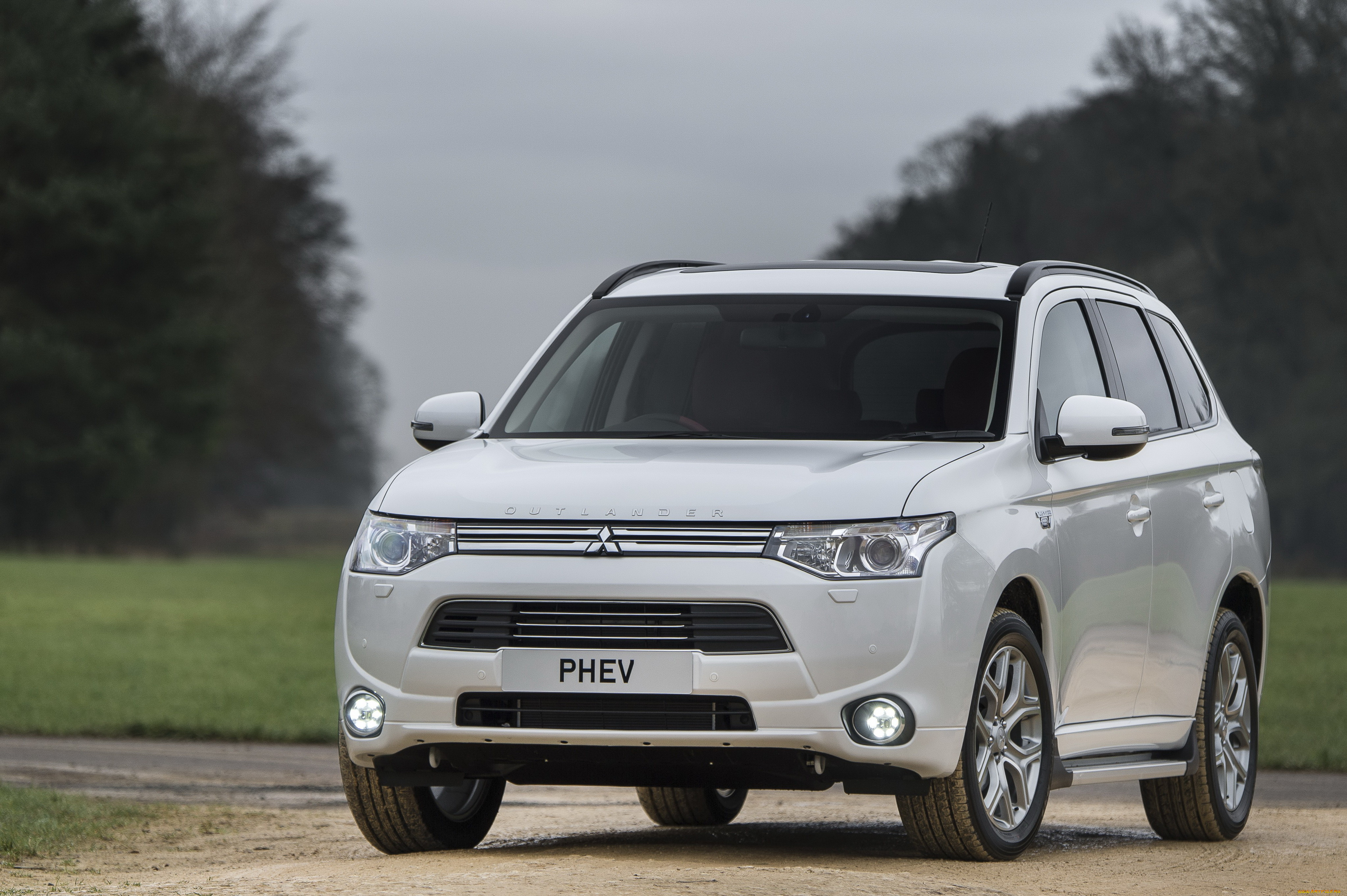 автомобили, mitsubishi, светлый, gx5h, 2015г, phev, outlander