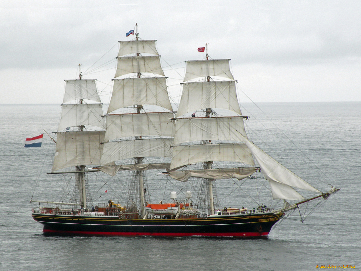 корабли, парусники