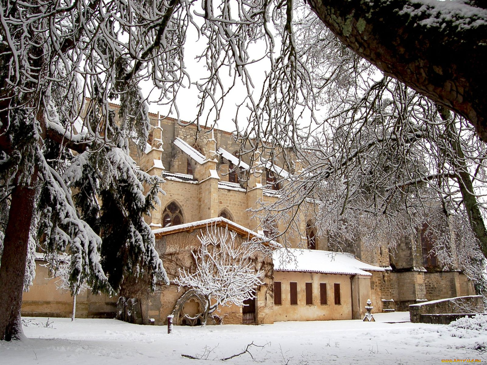 города, дворцы, замки, крепости