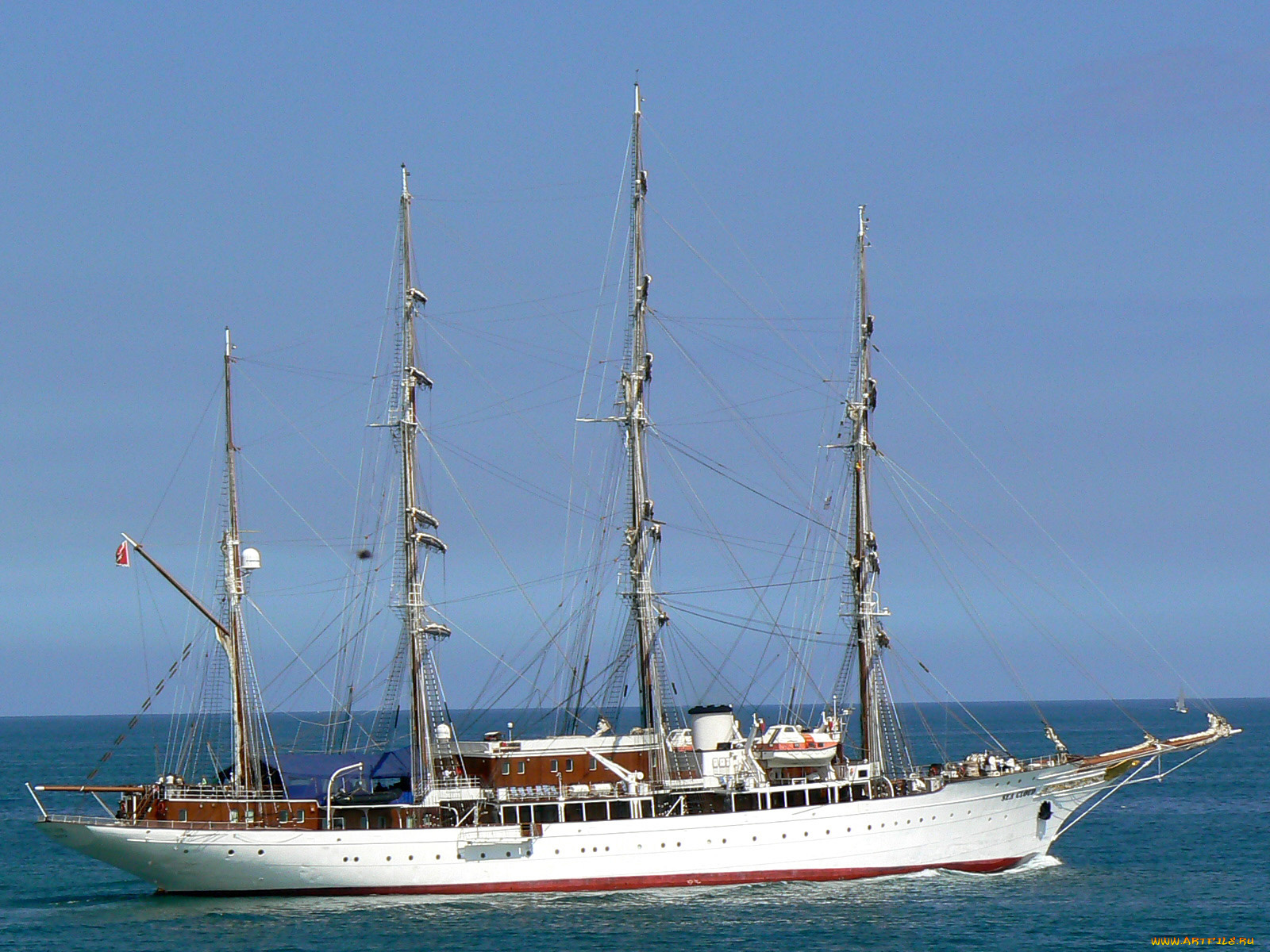 корабли, парусники