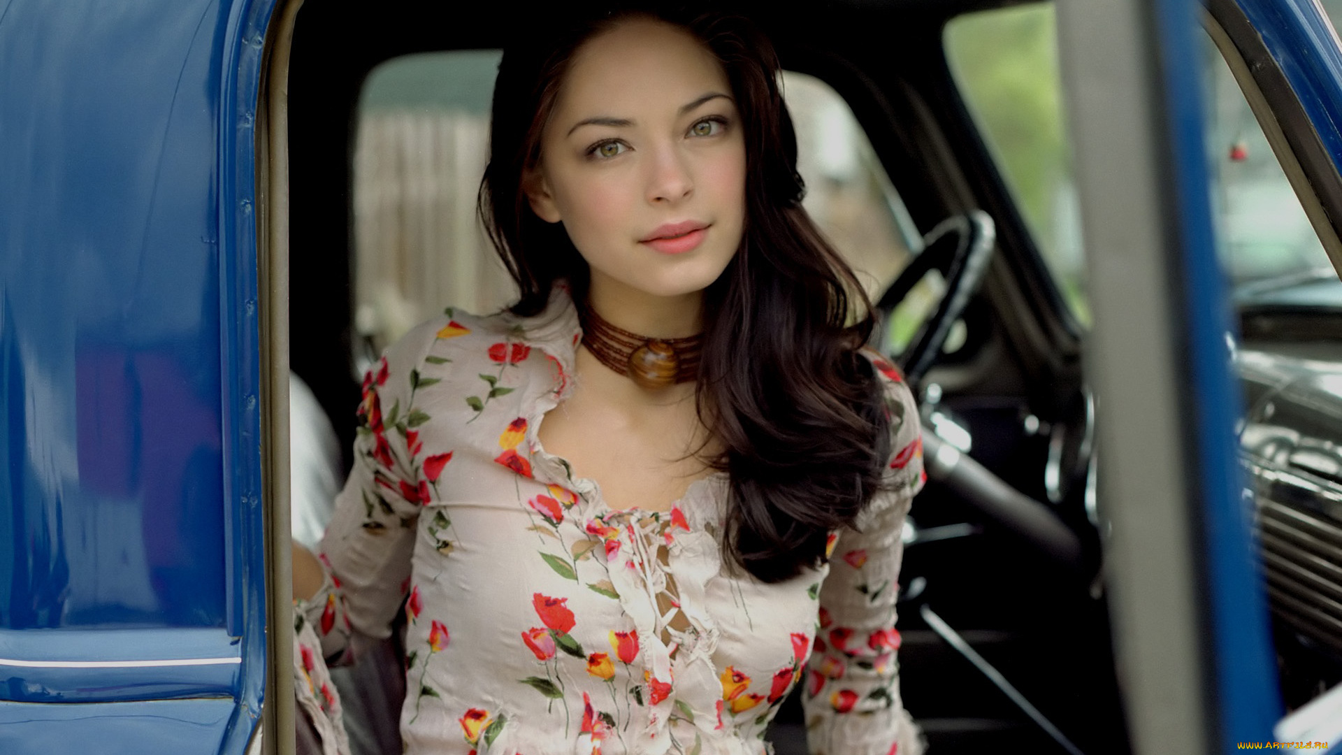 Kristin, Kreuk, девушки, , , кабина, брюнетка