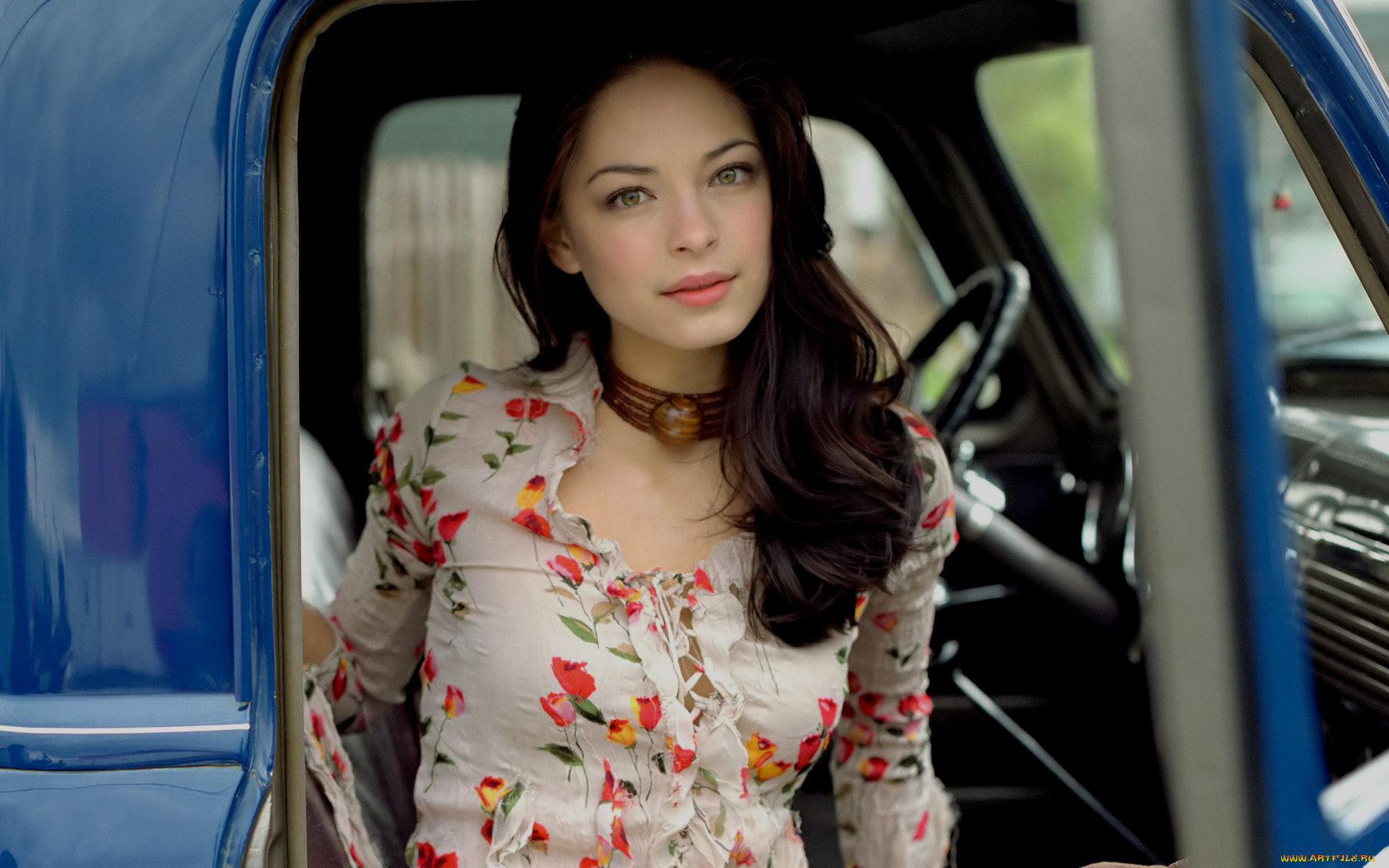 Kristin, Kreuk, девушки, , , кабина, брюнетка