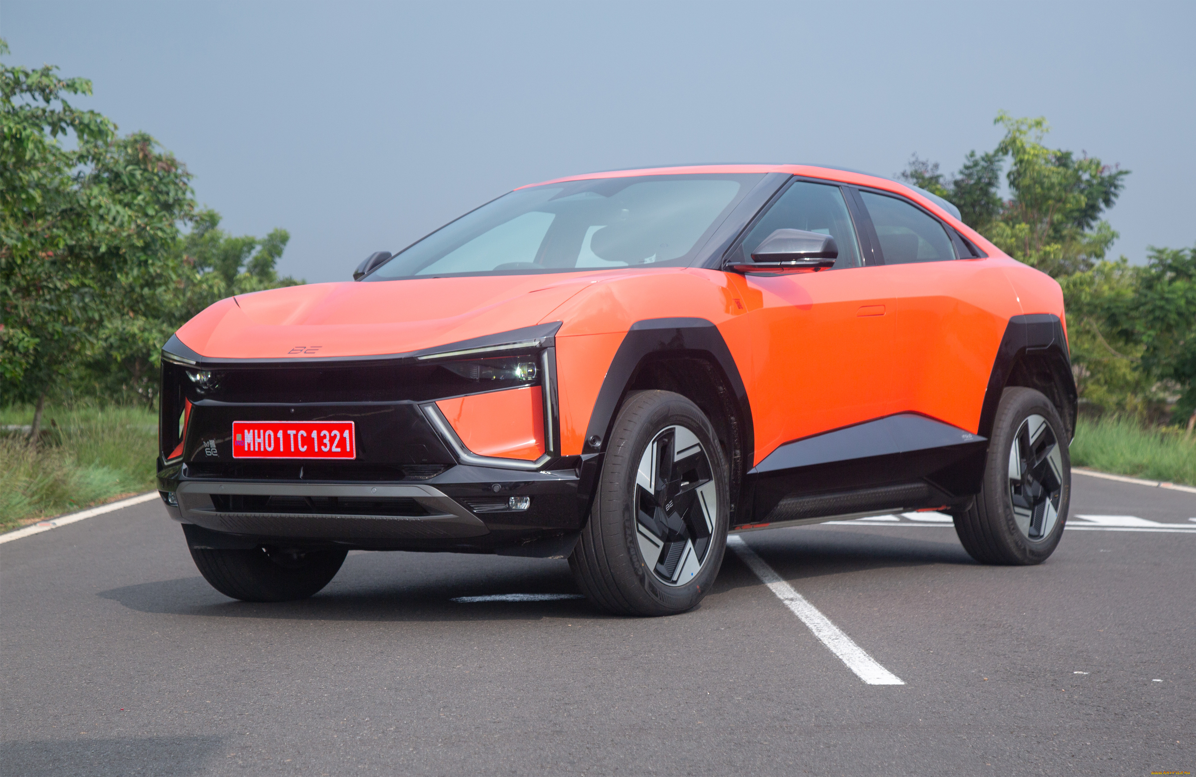 автомобили, mahindra