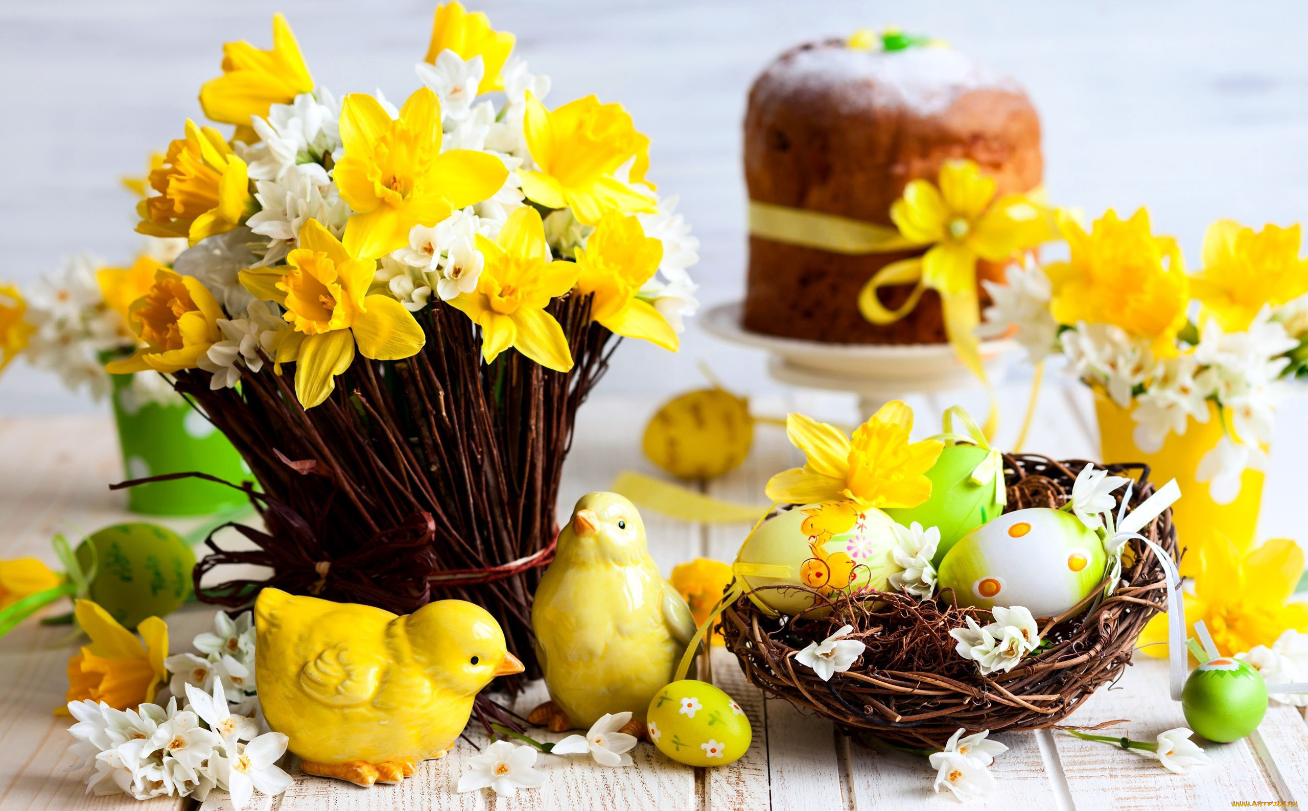 праздничные, пасха, кулич, нарциссы, цыплята