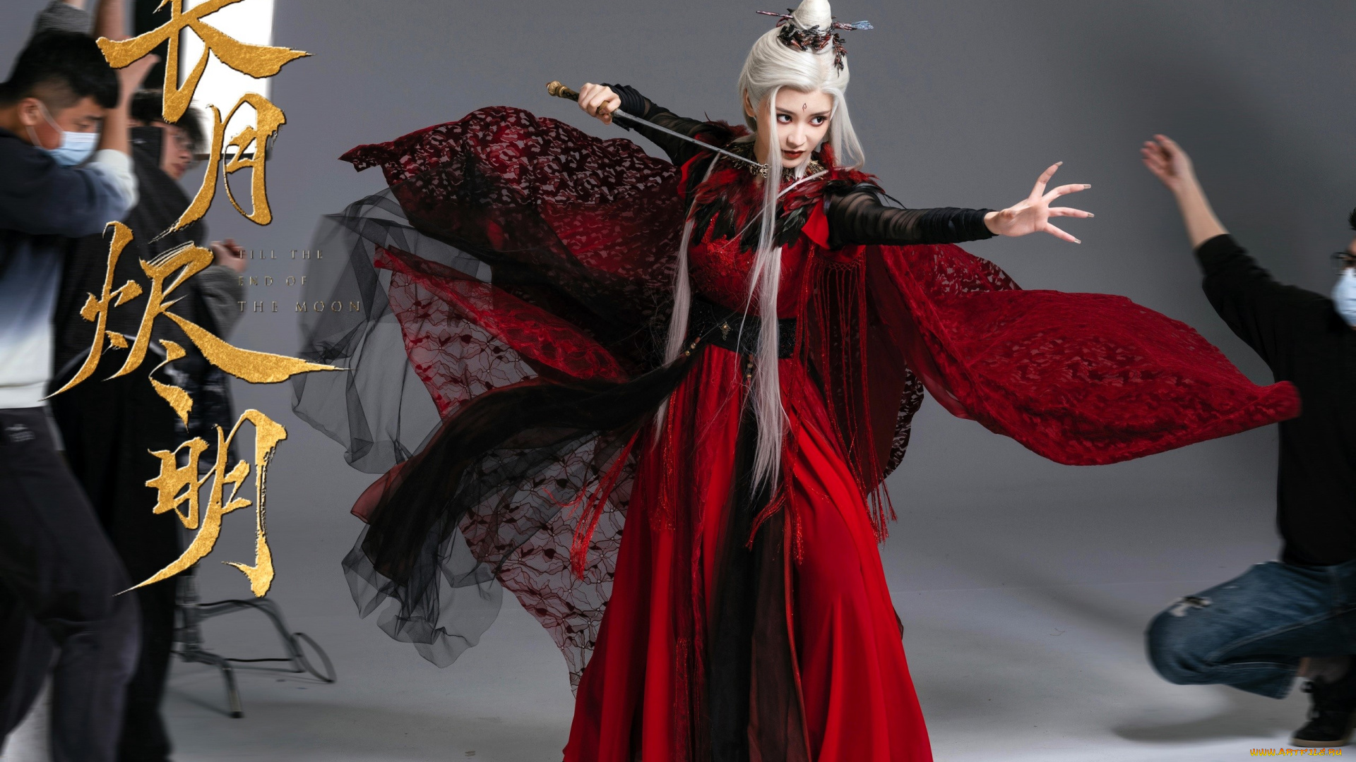 разное, знаменитости, актриса, костюм, меч, съемки, стафф