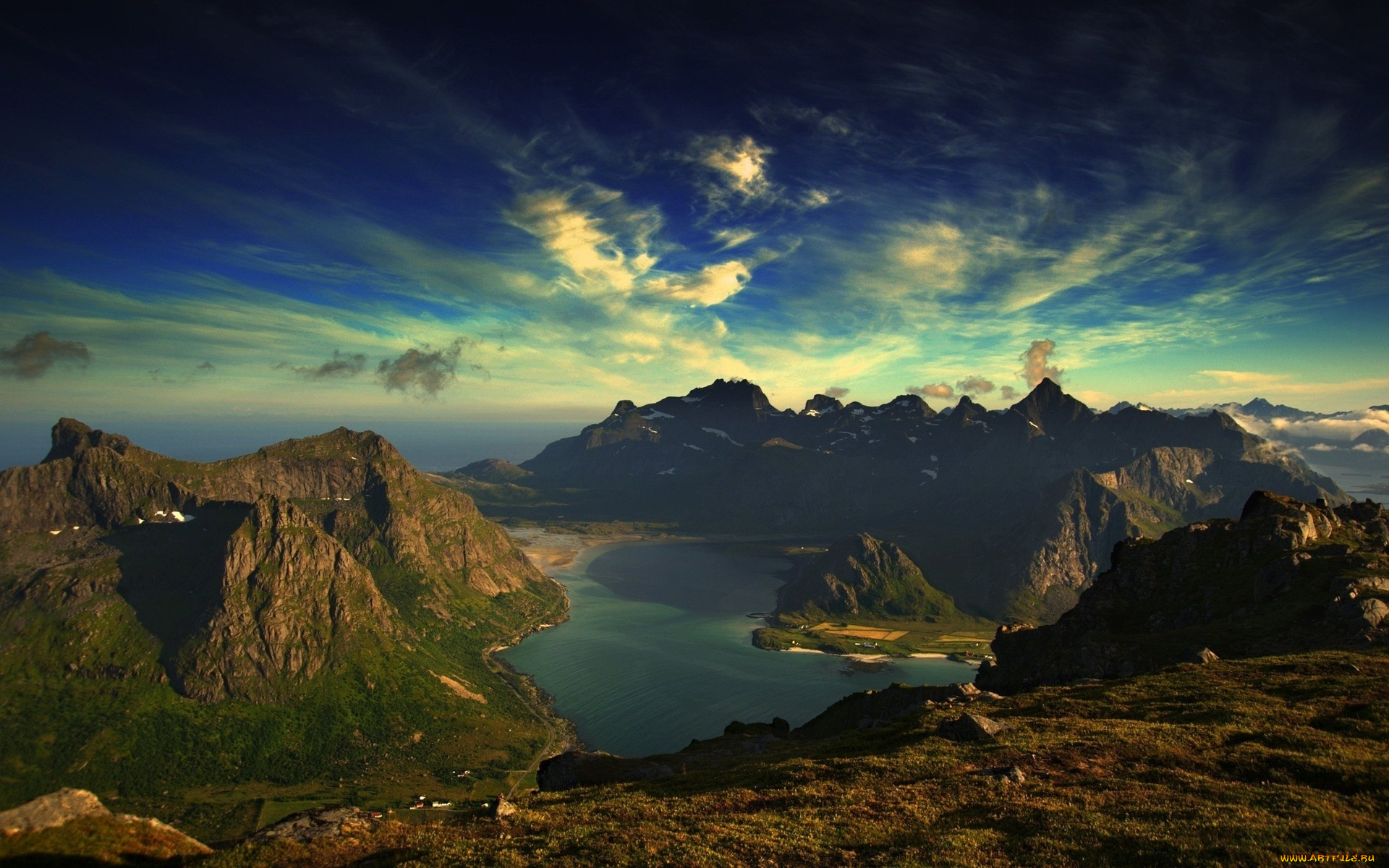 природа, горы, лес, елки, солнце, блики, пейзаж