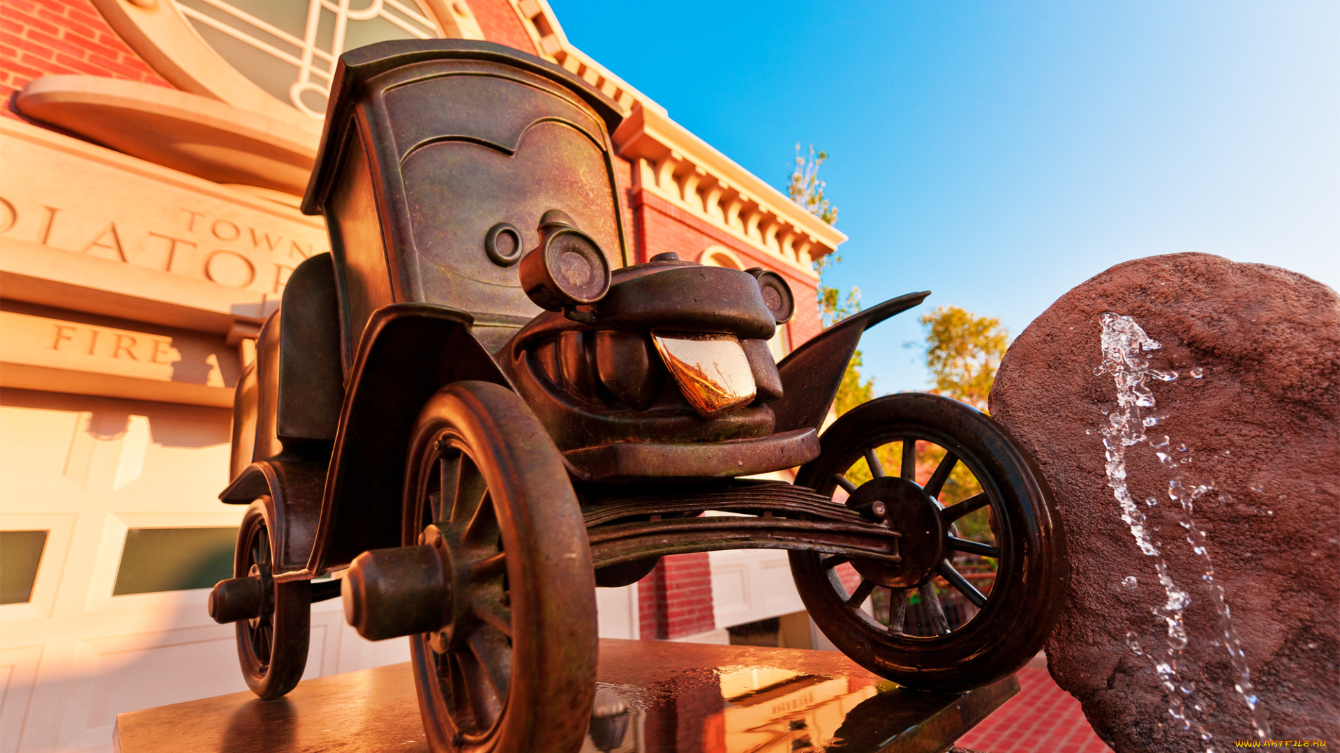 города, диснейленд, персонаж, автомобиль