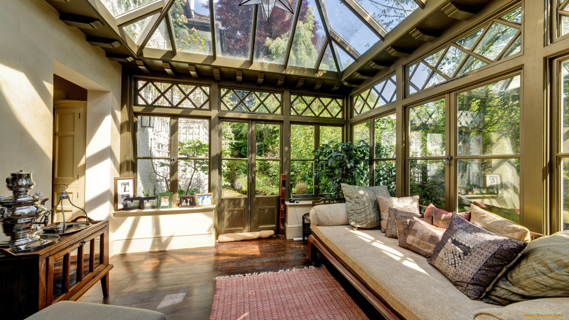 интерьер, веранды, террасы, балконы, диван, подушки, стекло