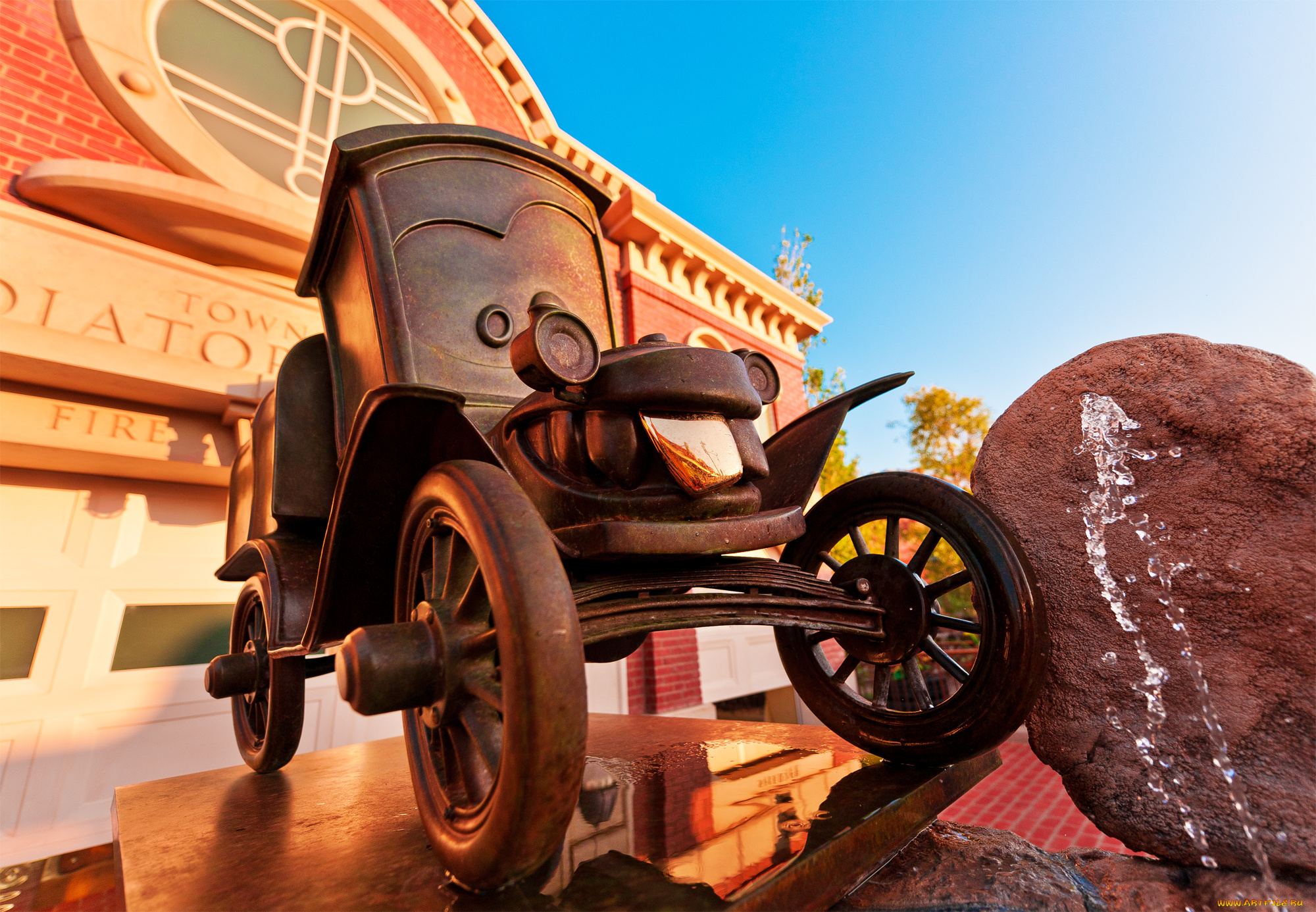 города, диснейленд, персонаж, автомобиль