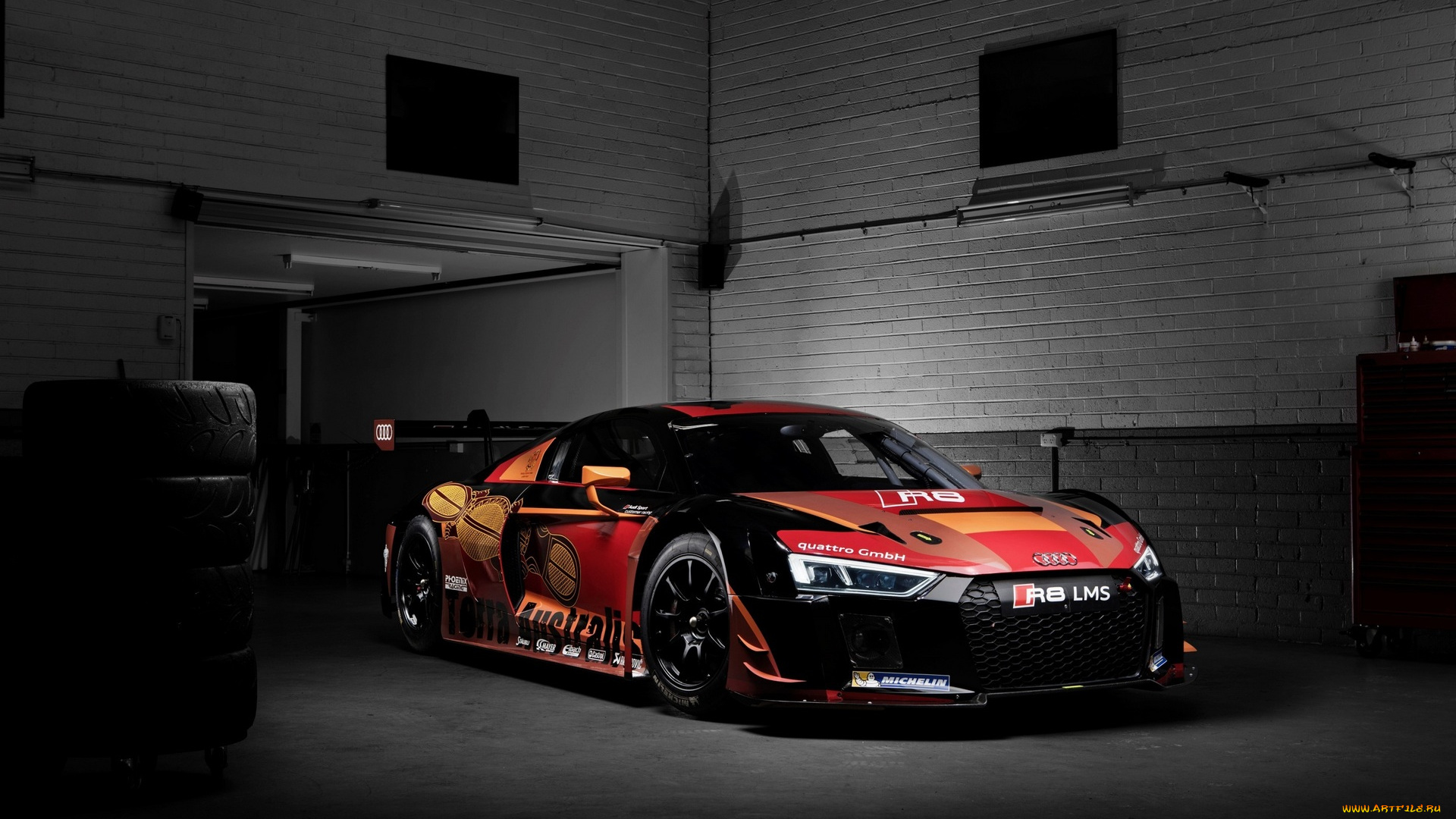 автомобили, audi, оранжевый, гараж, реклама, lms, r8, ауди