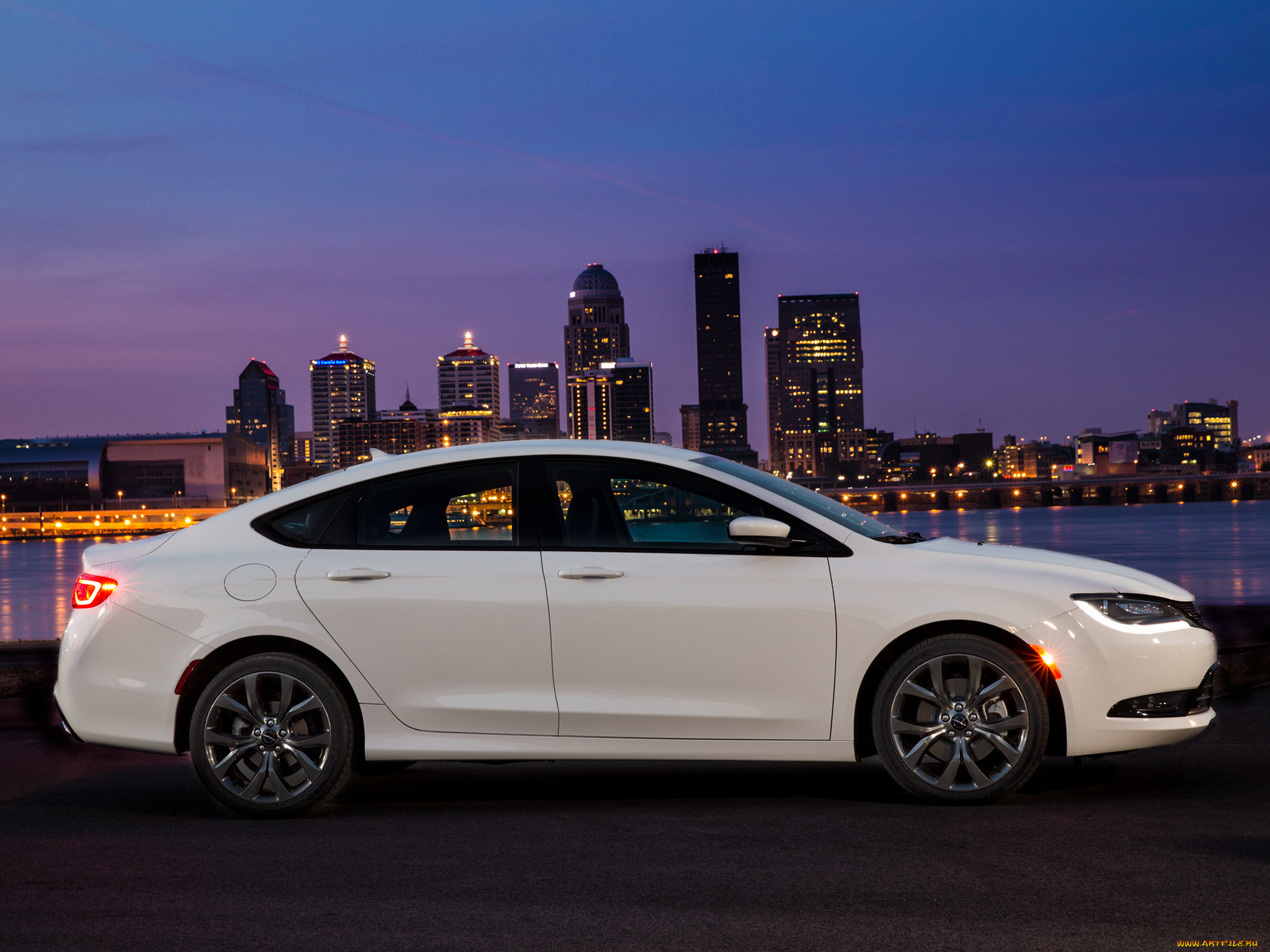 автомобили, chrysler, 2015г, светлый, uf, 200s