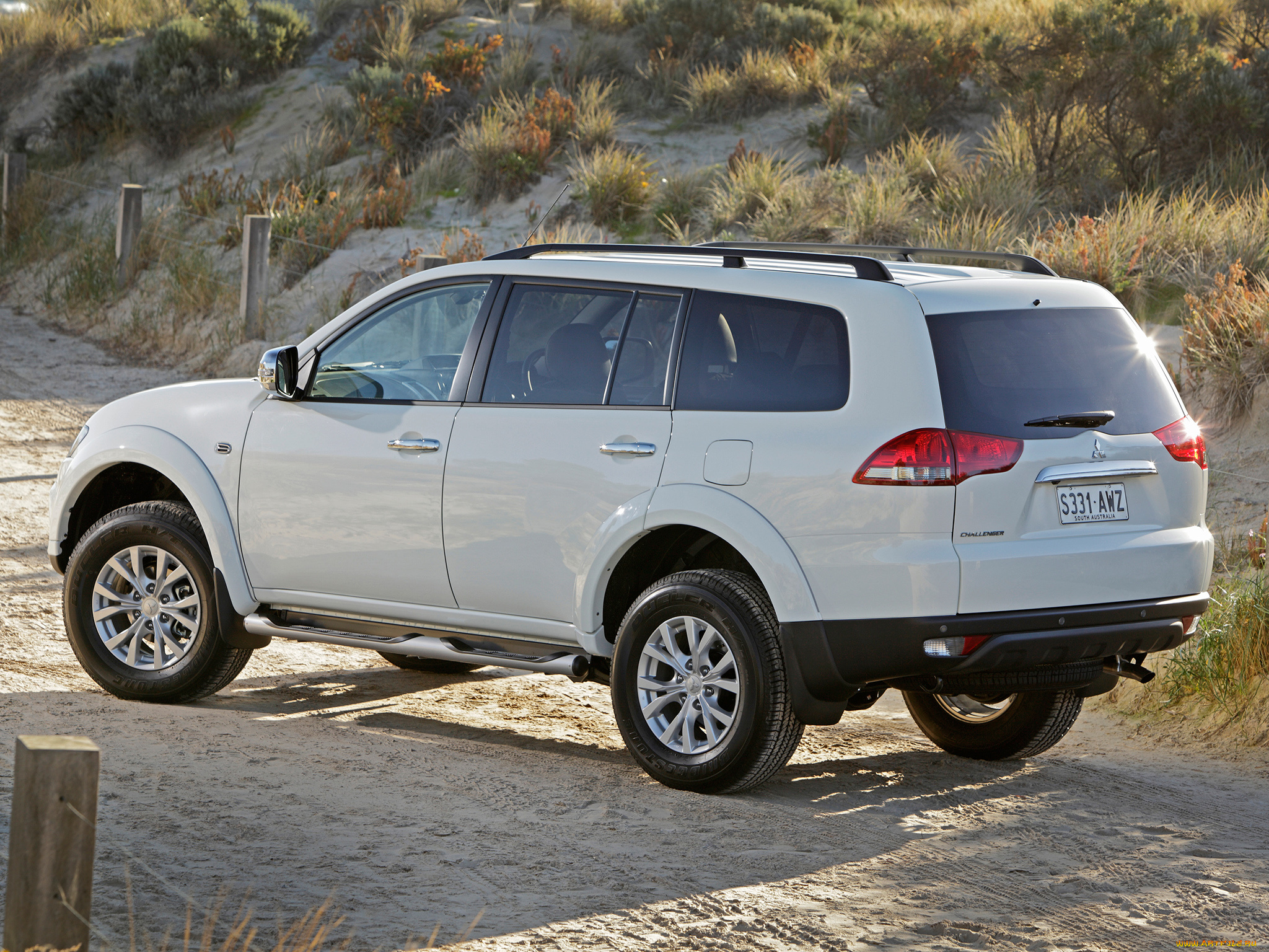 автомобили, mitsubishi, 2013г, au-spec, challenger, светлый