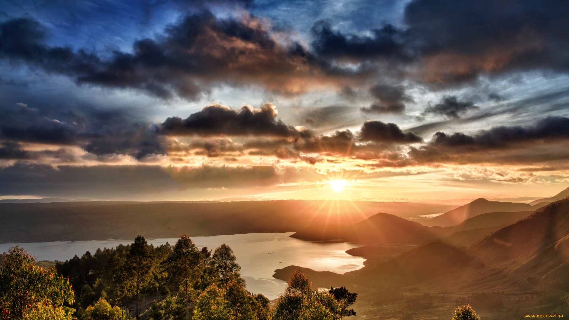 природа, восходы, закаты, lake, toba, небо, горы, озеро, солнце, sumatra, панорама, деревья, облака, индонезия, закат