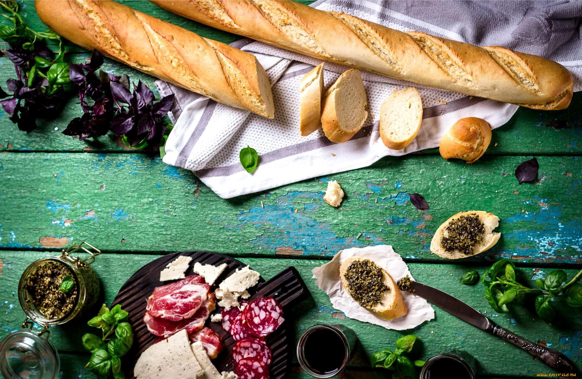 еда, бутерброды, , гамбургеры, , канапе, багет, хлеб, мясо, колбаса, сыр, базилик, песто