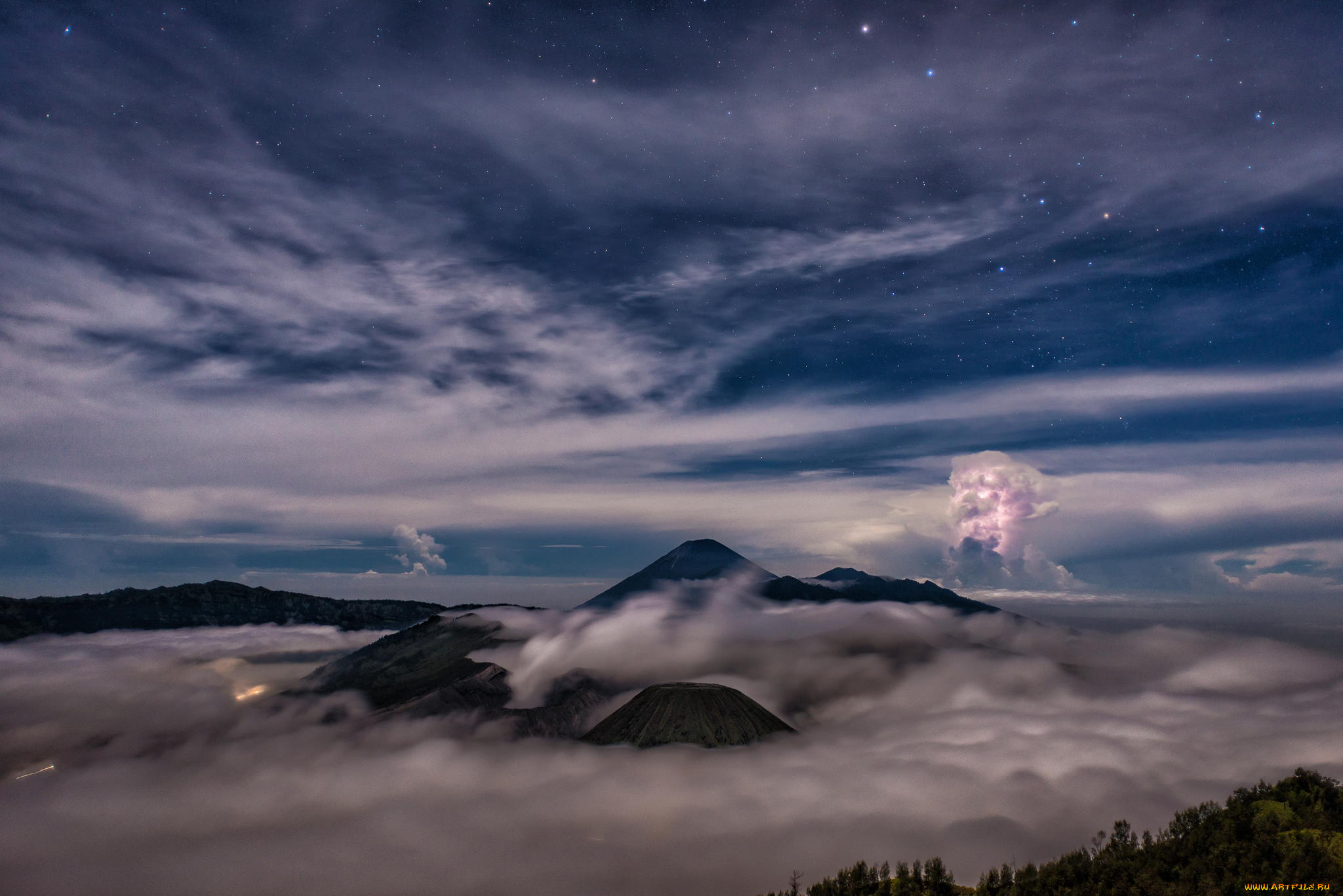 природа, пейзажи, кальдеры, тенггер, облака, вулкан, бромо, индонезия, Ява, bromo-tengger-semeru, national, park, indonesia