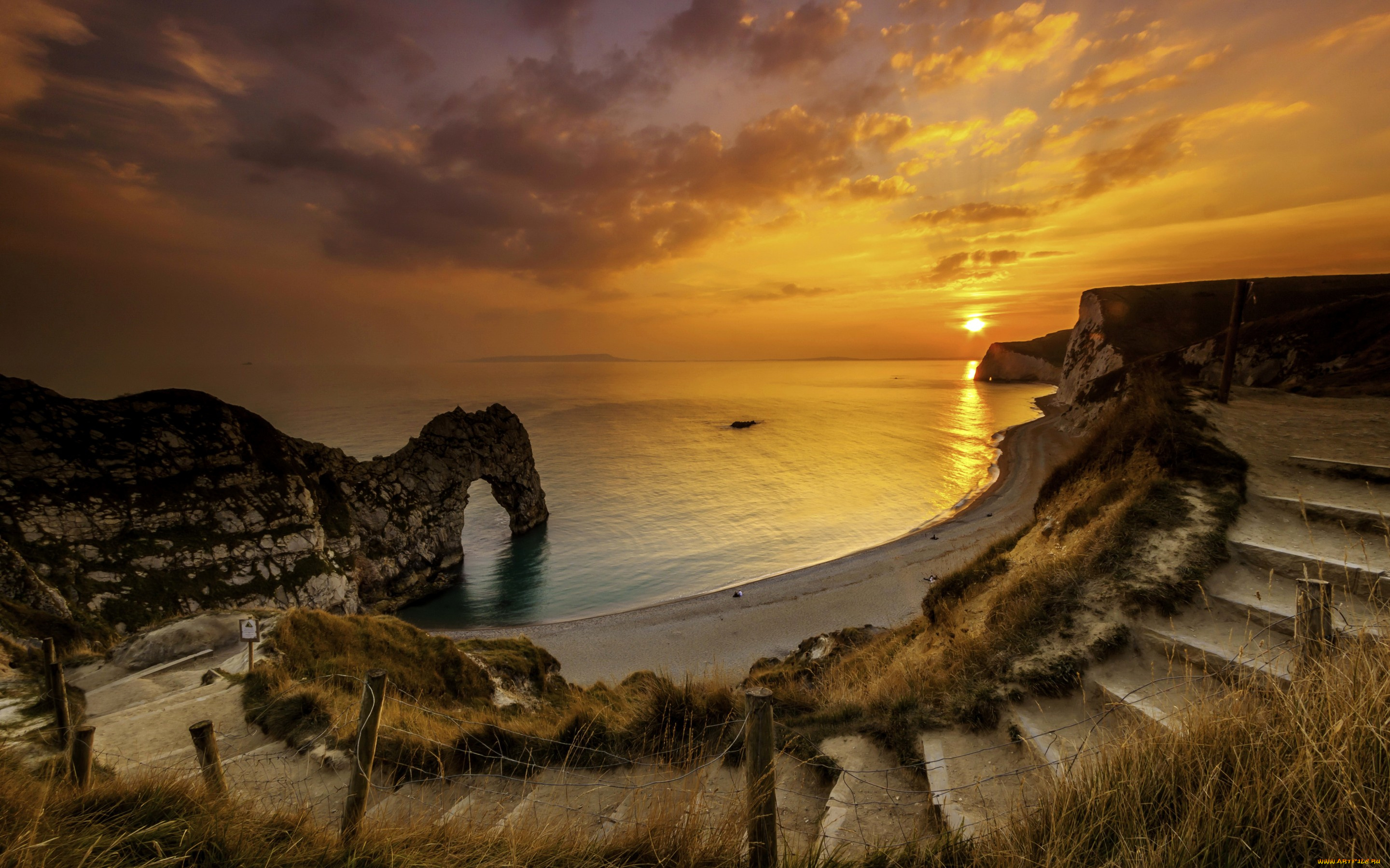 природа, восходы, закаты, море, побережье, пляж, скалы, камни, арка, спуск, лестница, закат, горизонт, зарево