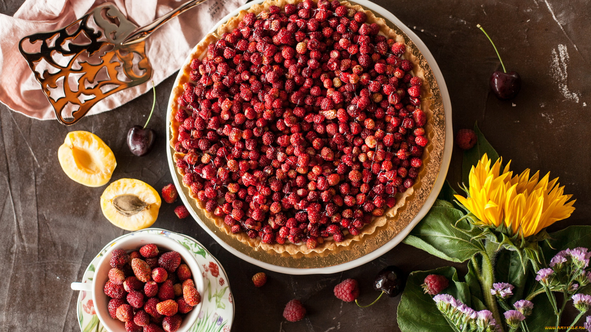 еда, пироги, вкусно, выпечка, пирог, земляника, ягоды, десерт