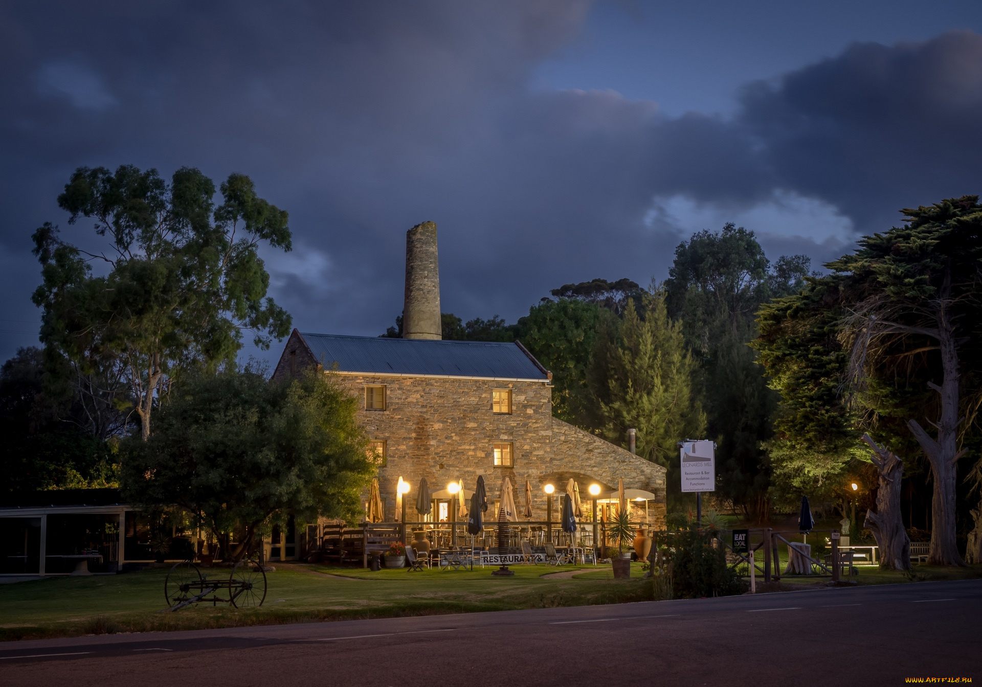 австралия, города, -, здания, , дома, дорога, фонари, труба, деревья, облака