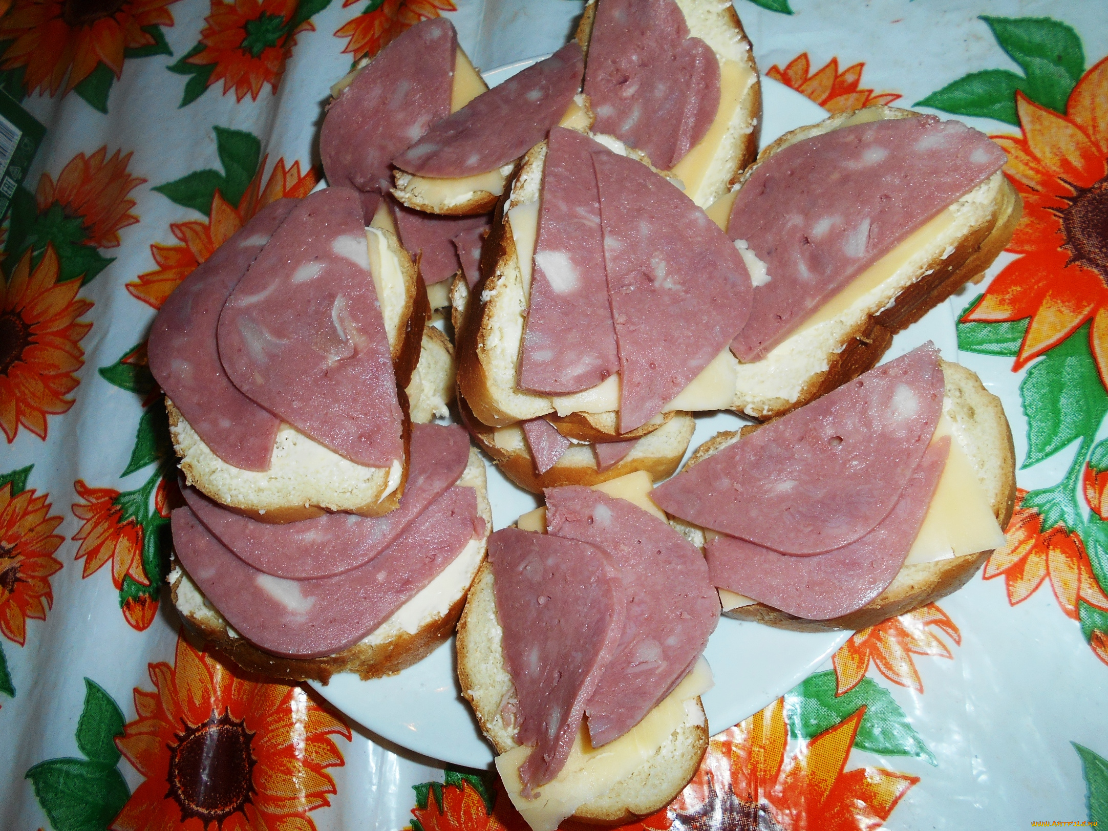 еда, бутерброды, , гамбургеры, , канапе, колбаса, сыр, хлеб