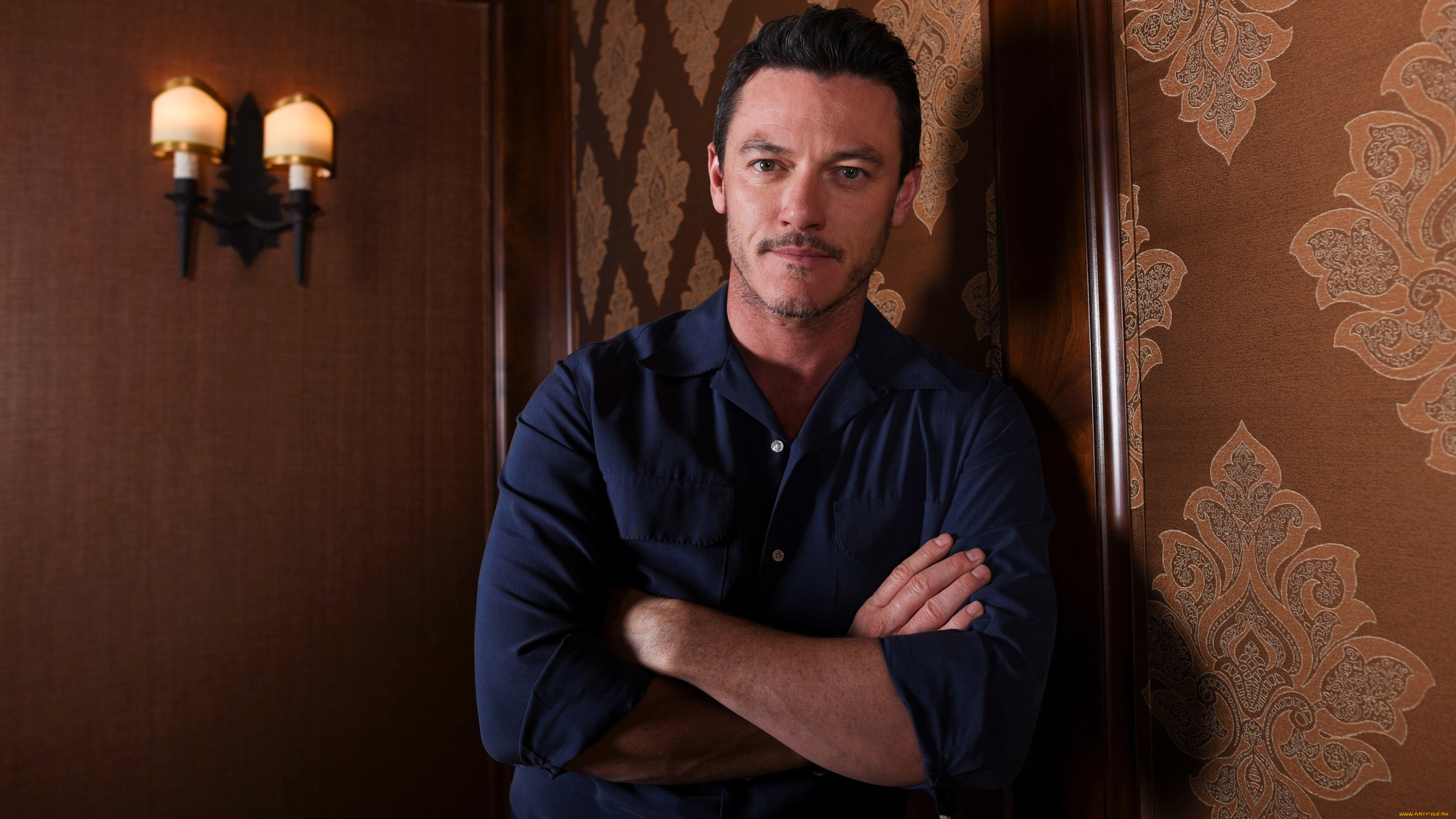 мужчины, luke, evans, рубашка, светильник, актер