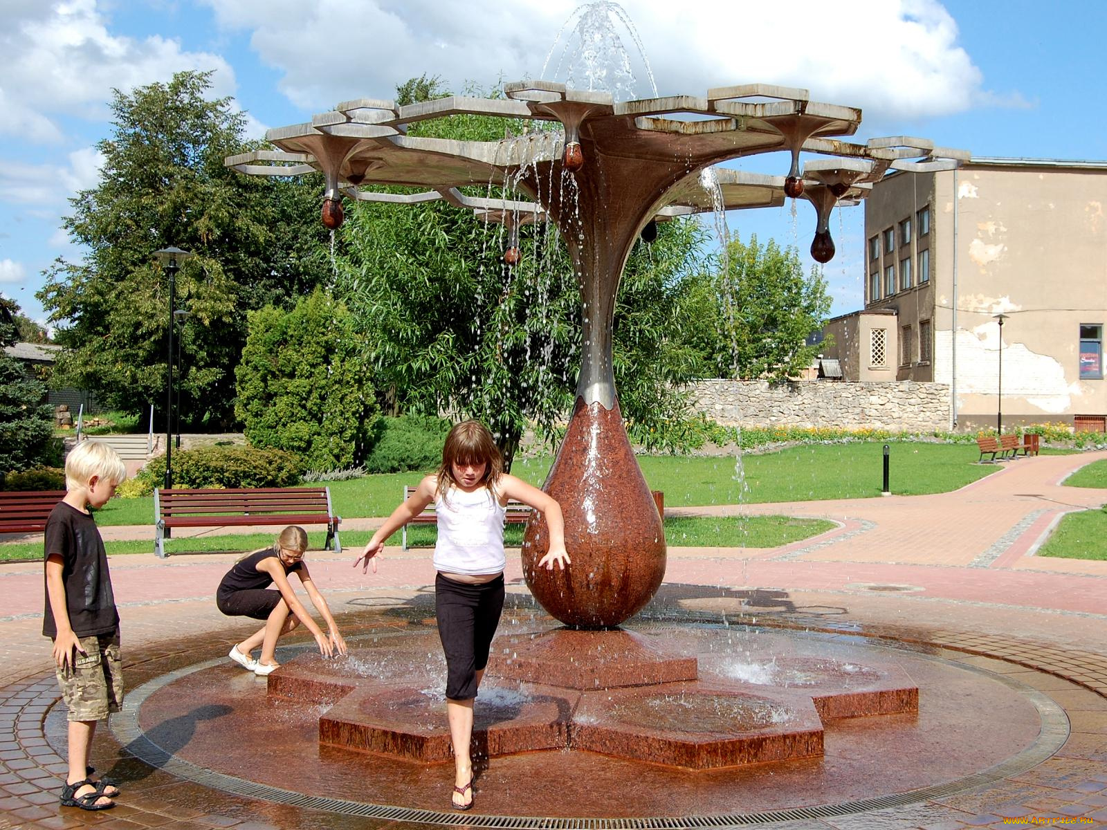 салдус, латвия, города, фонтаны