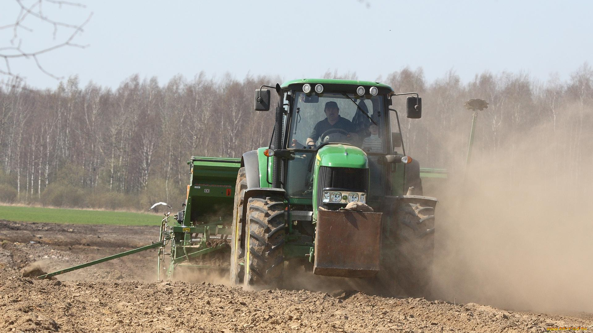 назло, мировому, кризису, латвия, техника, тракторы