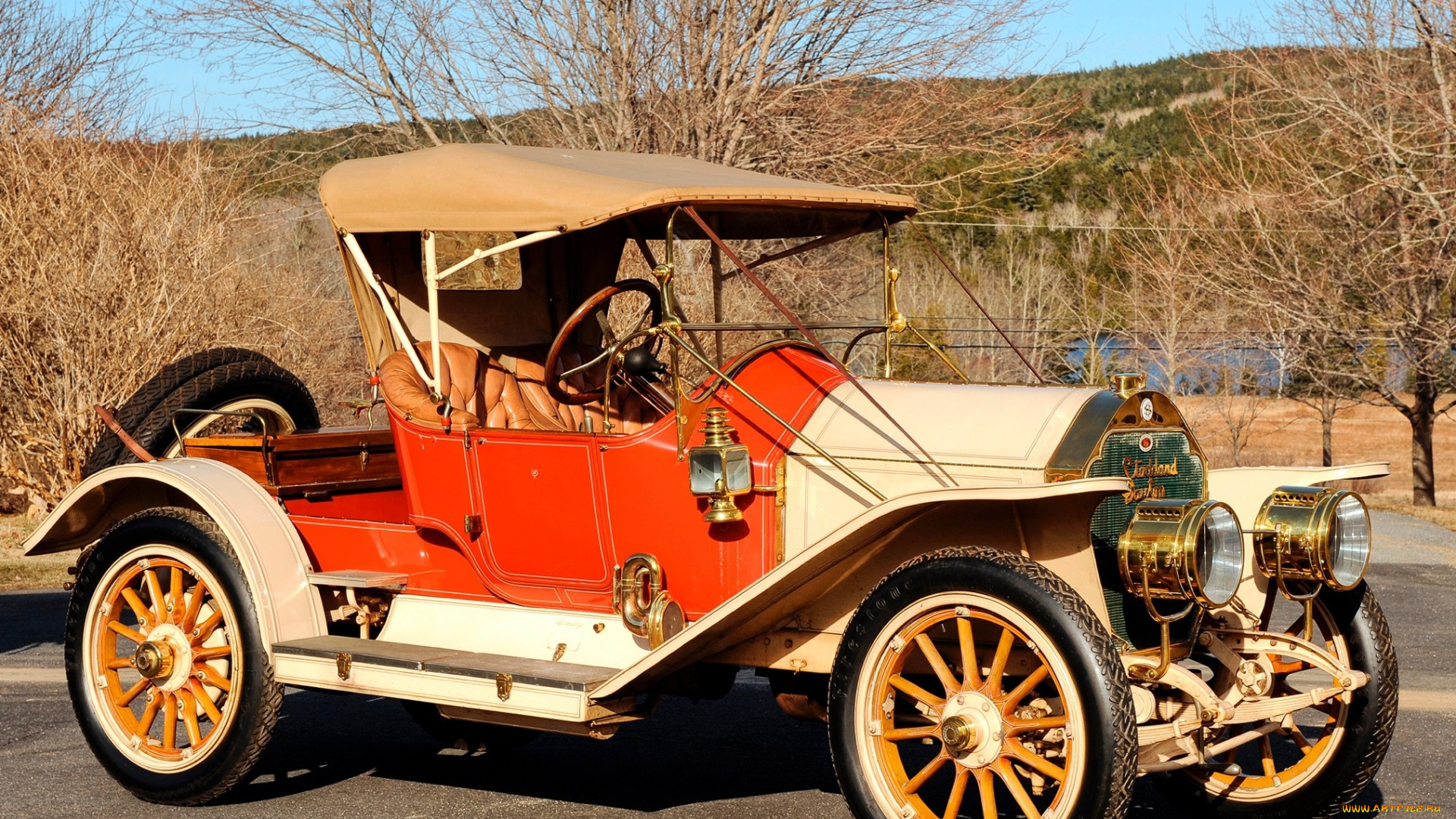 автомобили, классика, небо, гора, деревья, дорога