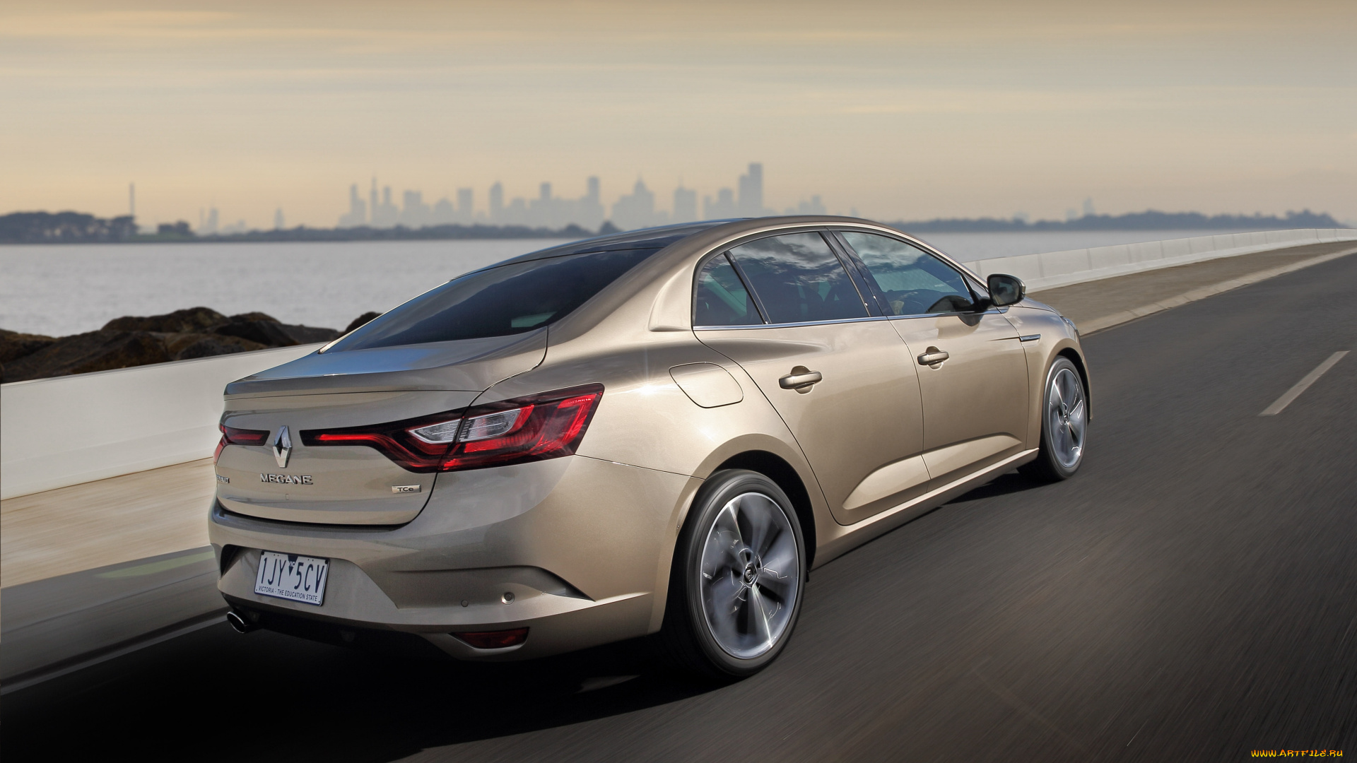 автомобили, renault