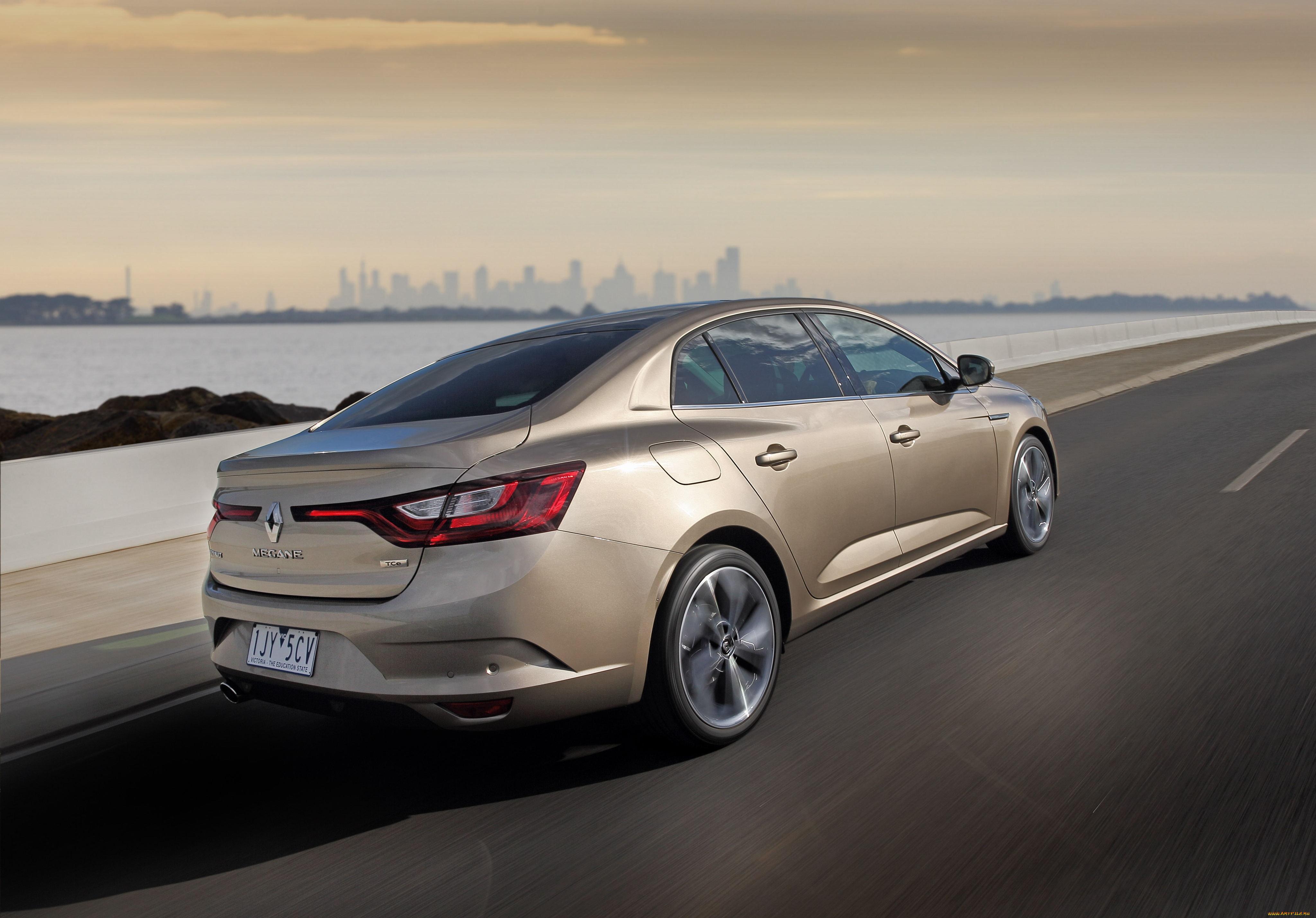 автомобили, renault