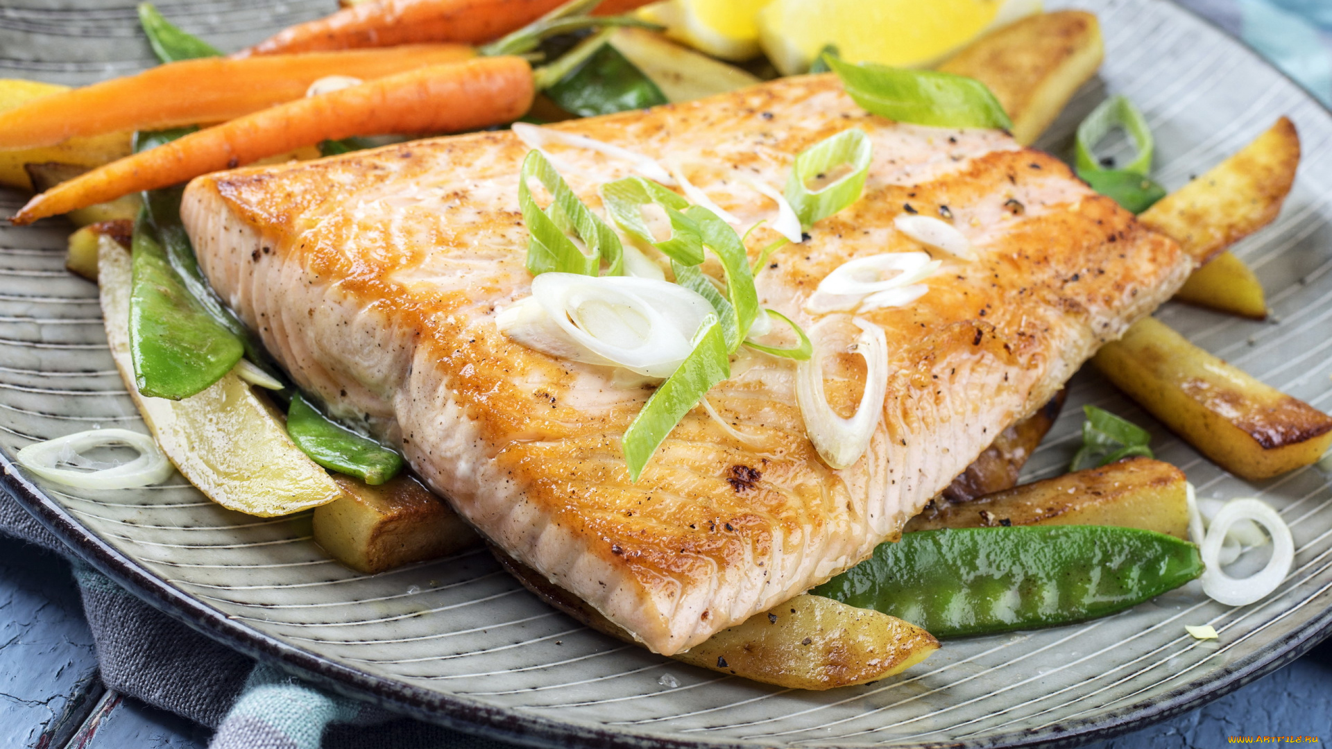 еда, рыбные, блюда, , с, морепродуктами, морковь, лук, форель