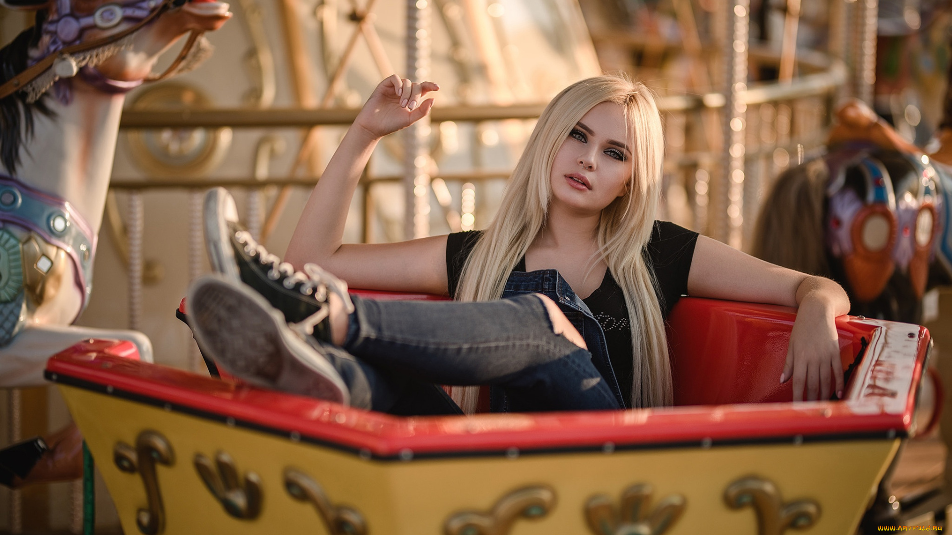 сексуальная, девушка, девушки, -, блондинки, , светловолосые, девушка, женщина, блондинка, светловолосая, сексуальная, модель, звезда, позирует, разная, обувь, верхняя, стильная, одежда, нижнее, эротическое, бельё, трусы, лифчик, колготки, чулки, аксессуары, макияж, и, множество, элементов, на, фотографии