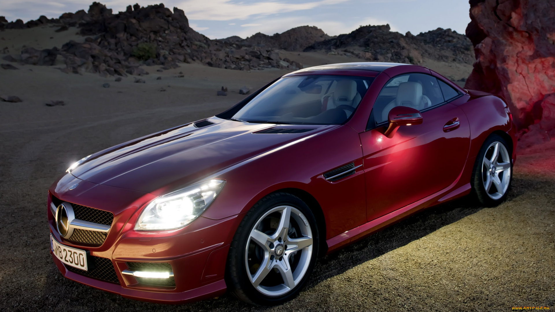 автомобили, mercedes-benz, пустыня, скалы, мерседес, красный