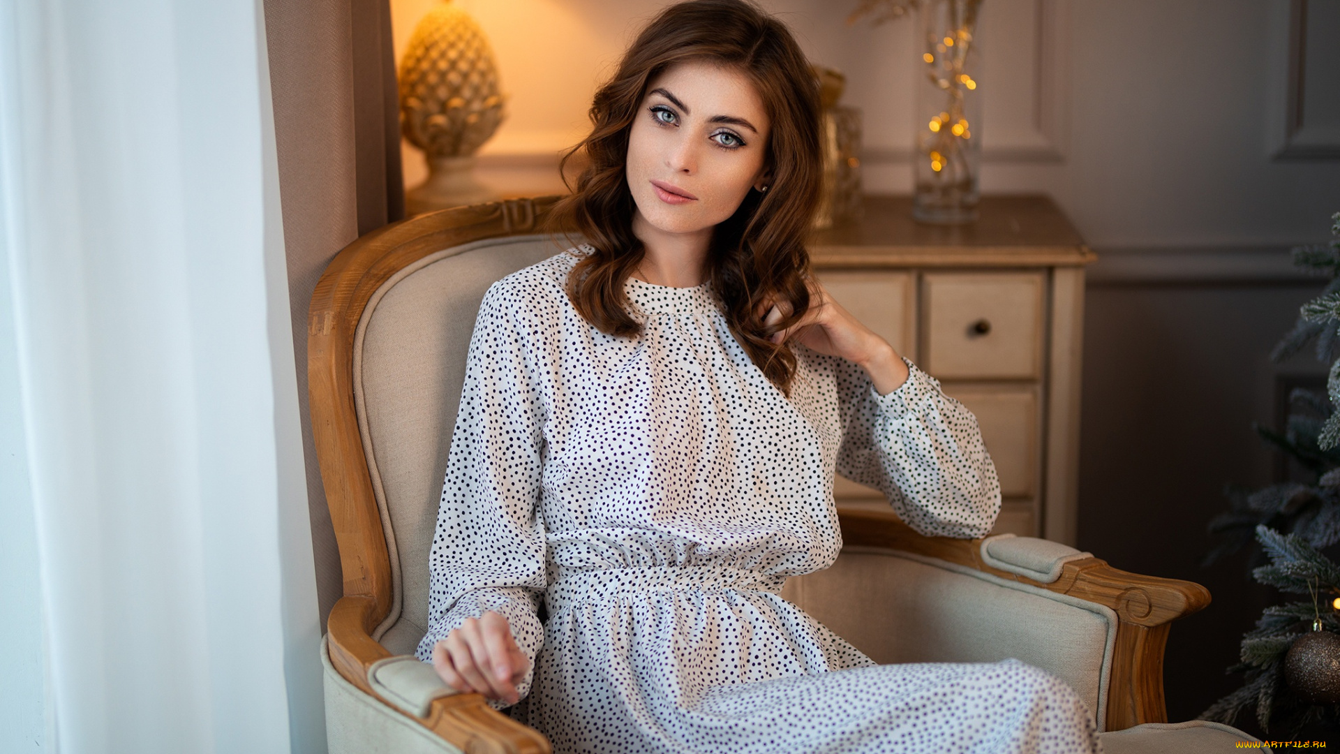 девушка, -, girl, девушки, -, брюнетки, , шатенки, девушка, женщина, шатенка, темноволосая, сексуальная, модель, звезда, позирует, разная, обувь, верхняя, стильная, одежда, нижнее, эротическое, бельё, трусы, лифчик, колготки, чулки, аксессуары, макияж, и, множество, элементов, на, фотографии