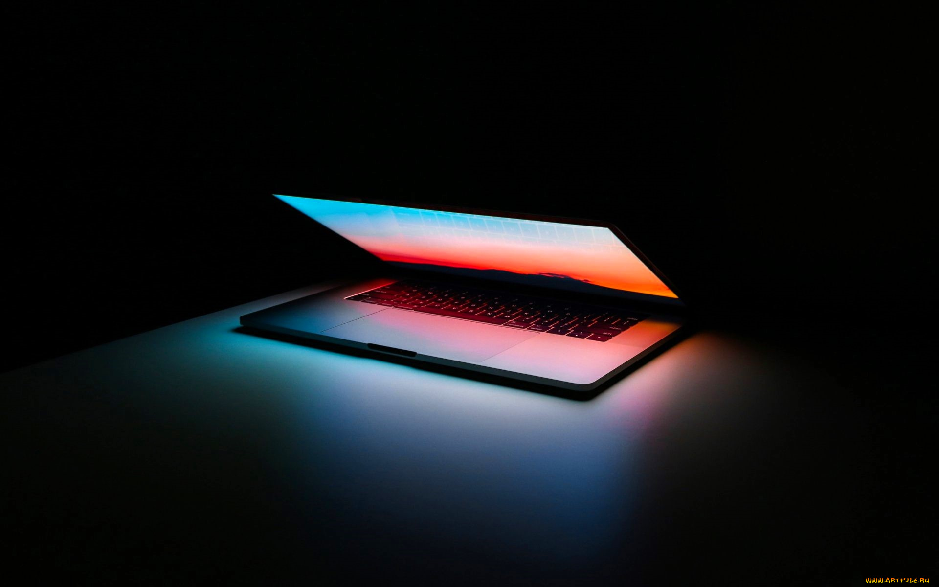 компьютеры, мониторы, , ноутбуки, ноутбук, свет