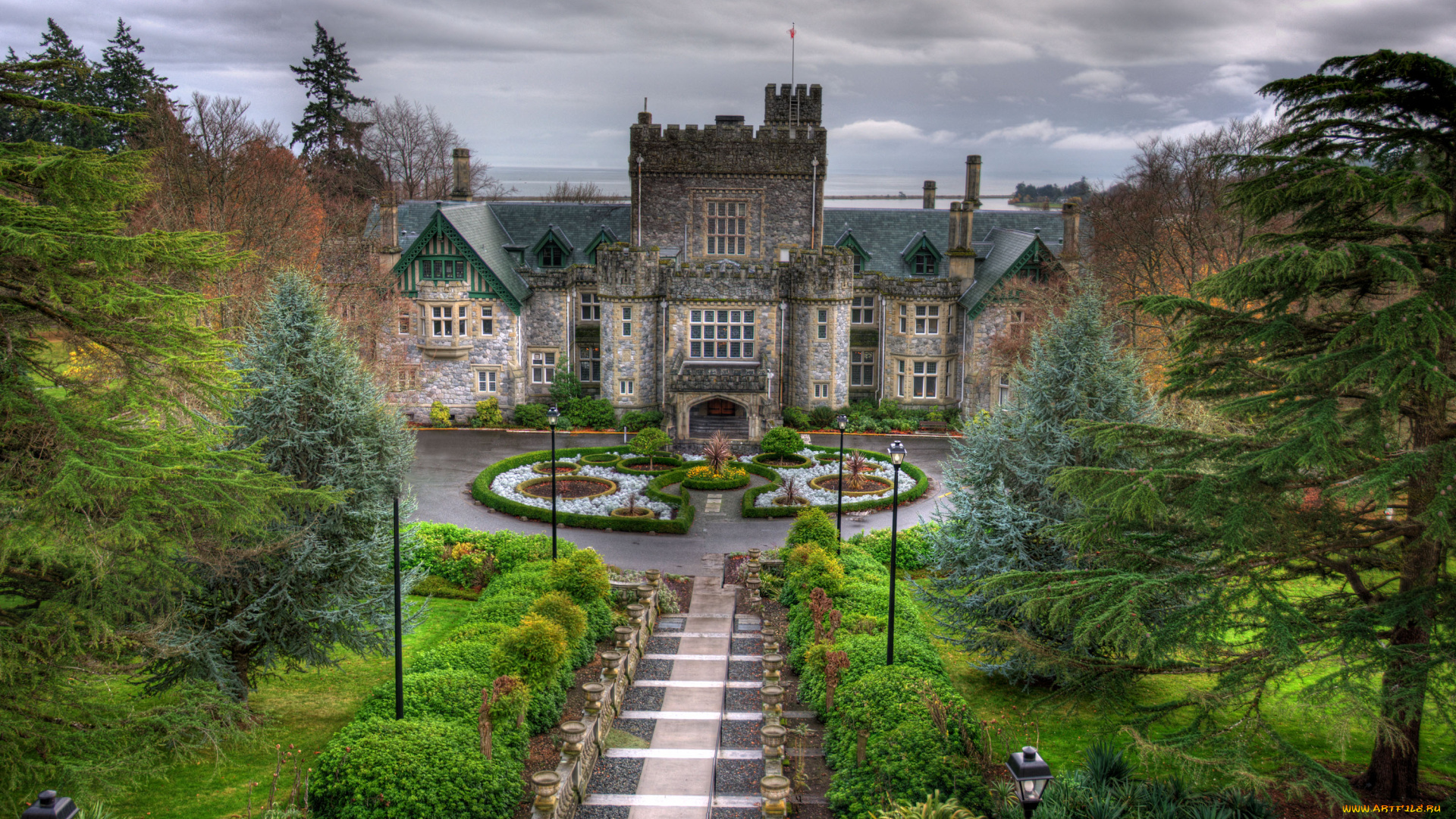 hatley, castle, garden, города, дворцы, замки, крепости, канада, замок, аллеи, газоны, деревья, цветы, парк